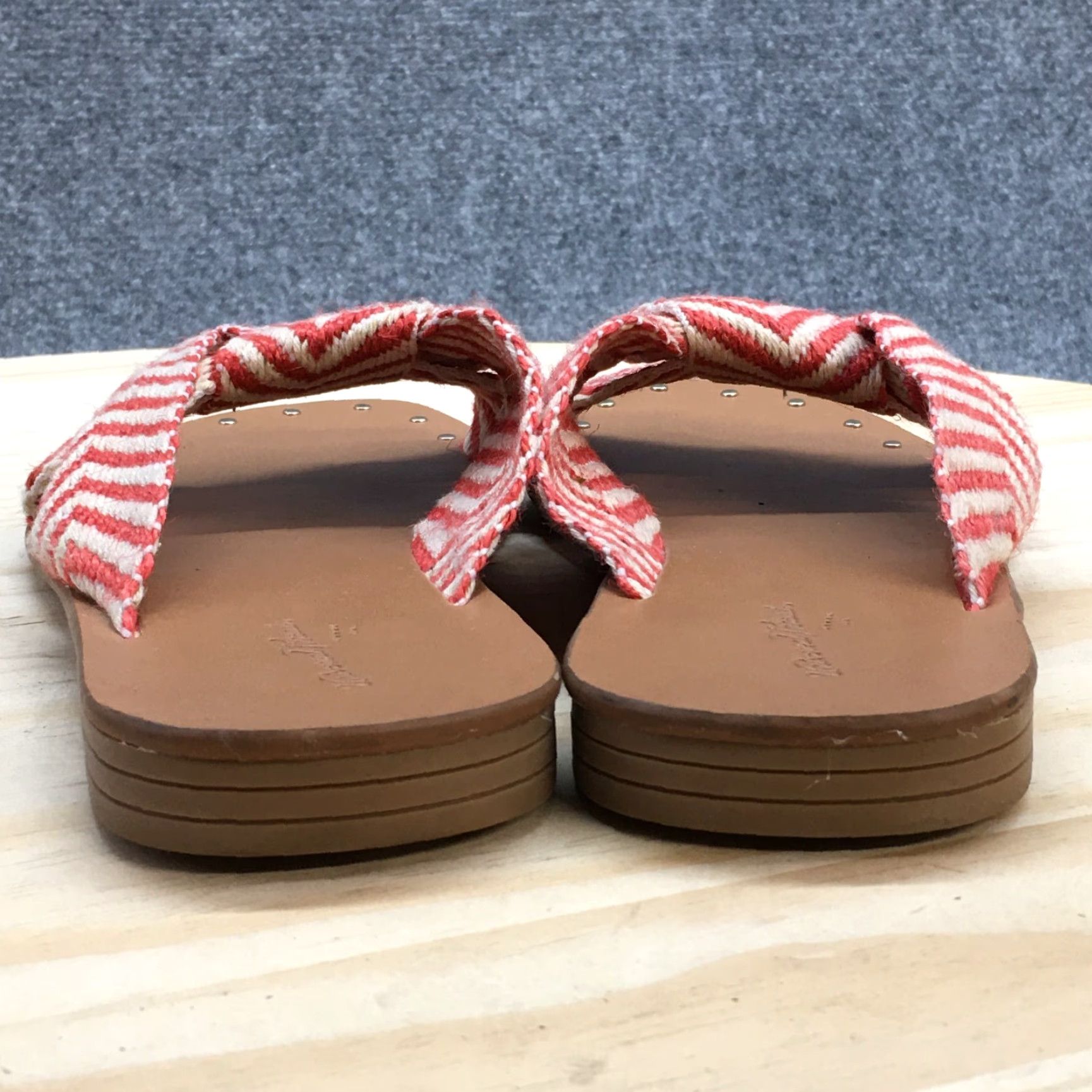 Vintage Universal Thread Sandals Womens 6.5 Chevron Print Knot Slide Flats Red Size US 7 / IT 37 - 7 Thumbnail
