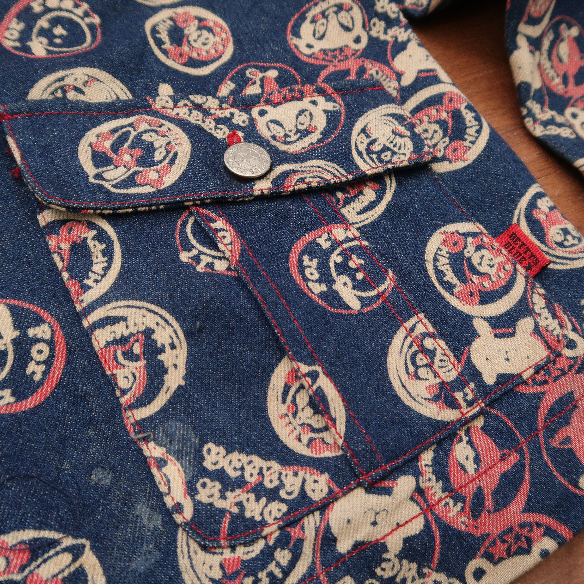 Japanese Brand 1990s Bettys Blue Japan Stamp Psycho Multi Pocket Jacket Size S / US 4 / IT 40 - 10 Thumbnail