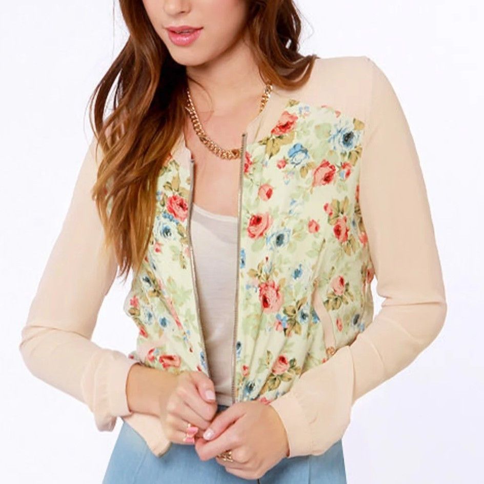 Other Fate Varsity Blooms Blush Floral Print Bomber Jacket Size M / US 6-8 / IT 42-44 - 1 Thumbnail