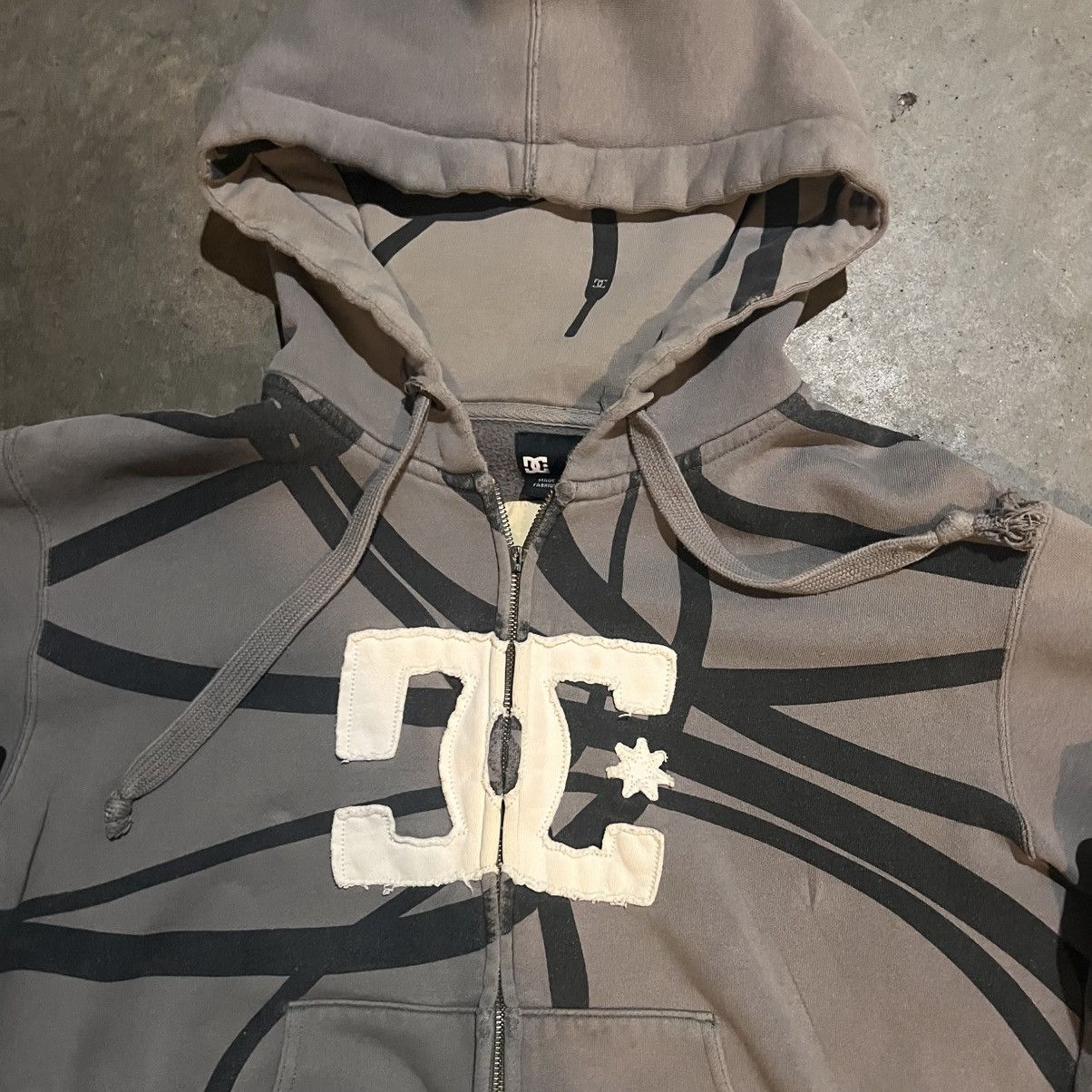 DC DC Men’s Zip-up Sweater Size US M / EU 48-50 / 2 - 2 Thumbnail