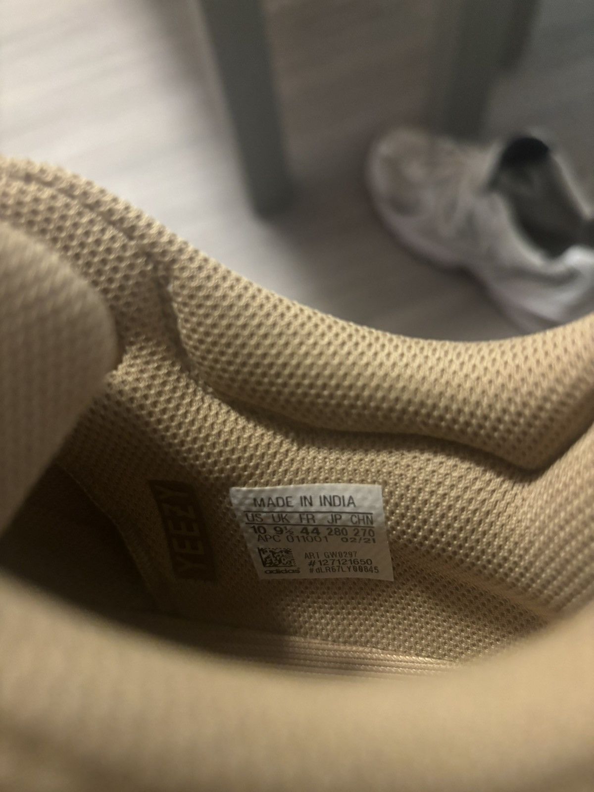 Adidas Yeezy 700 enflame amber Size US 9.5 / EU 42-43 - 5 Thumbnail
