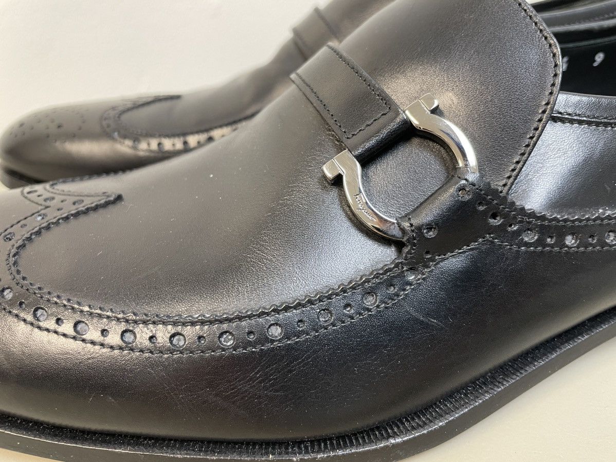 Salvatore Ferragamo Wingtip Loafer with Gancini Detail at Vamp Size US 9 / EU 42 - 3 Thumbnail