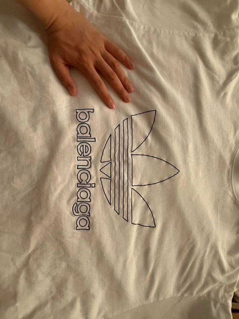 Balenciaga Balenciaga T-shirt Size US S / EU 44-46 / 1 - 2 Thumbnail