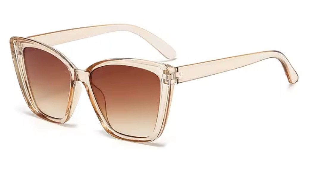 Other Nude Transparent Cat Eye Vintage Sunglasses Size ONE SIZE - 1 Preview