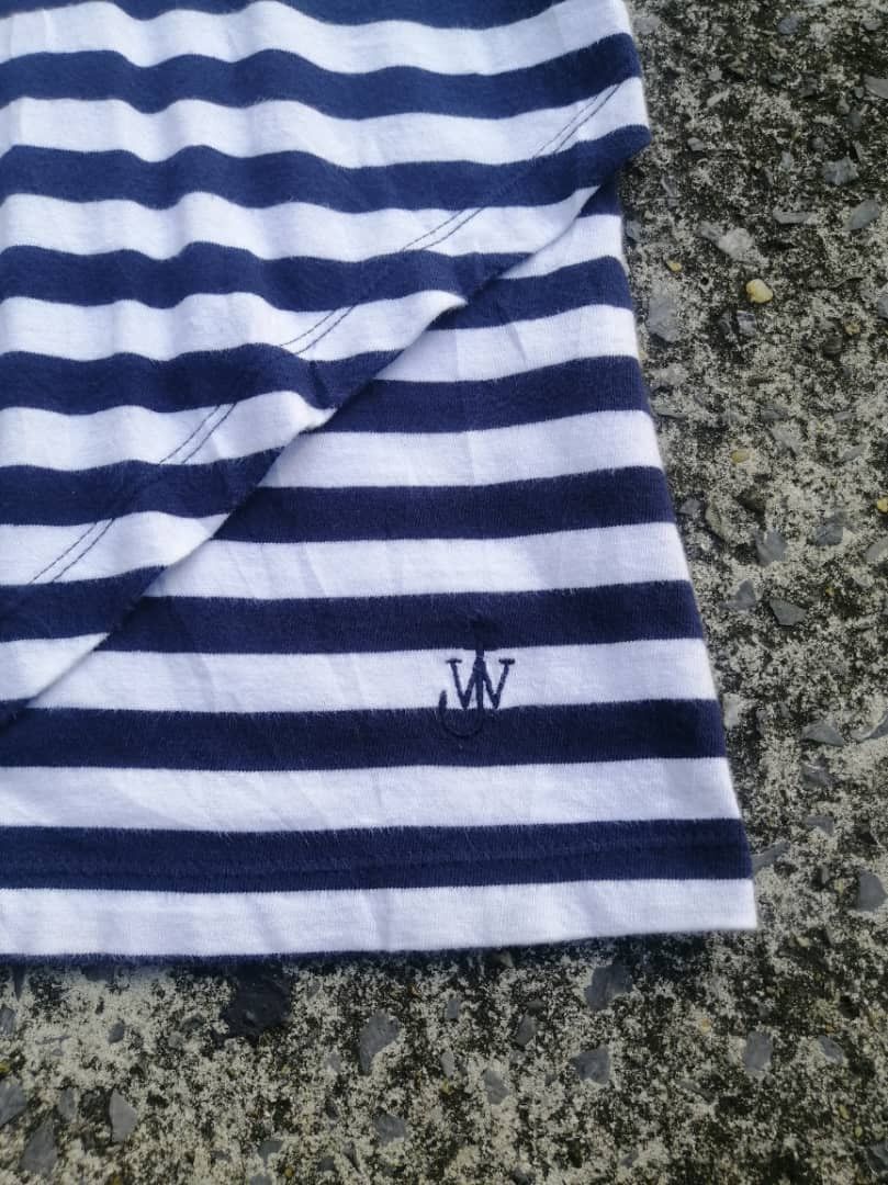JW Anderson × Uniqlo Uniqlo X J.W.Anderson Nice Design Stripe Tee Size S / US 4 / IT 40 - 6 Thumbnail
