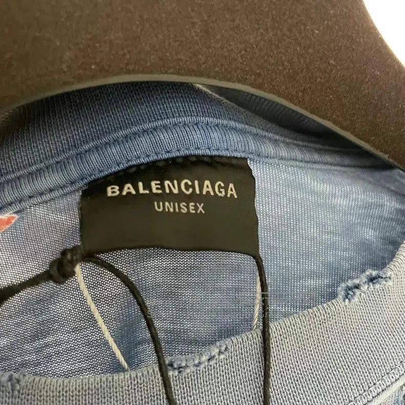 Balenciaga Balenciaga Distressed Tape Short Sleeve. Size US XS / EU 42 / 0 - 4 Thumbnail