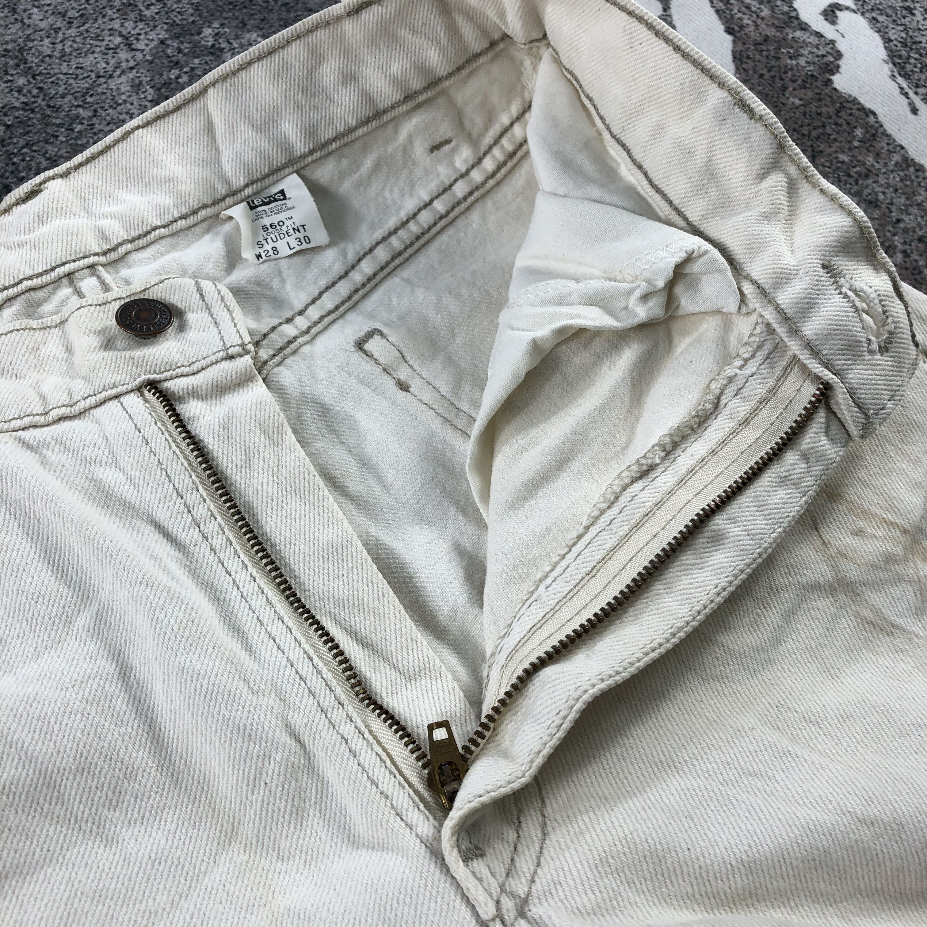 Levi's Vintage 90s Levis 560 Jeans Loose Fit Denim KJ946 Size US 27 - 11 Thumbnail