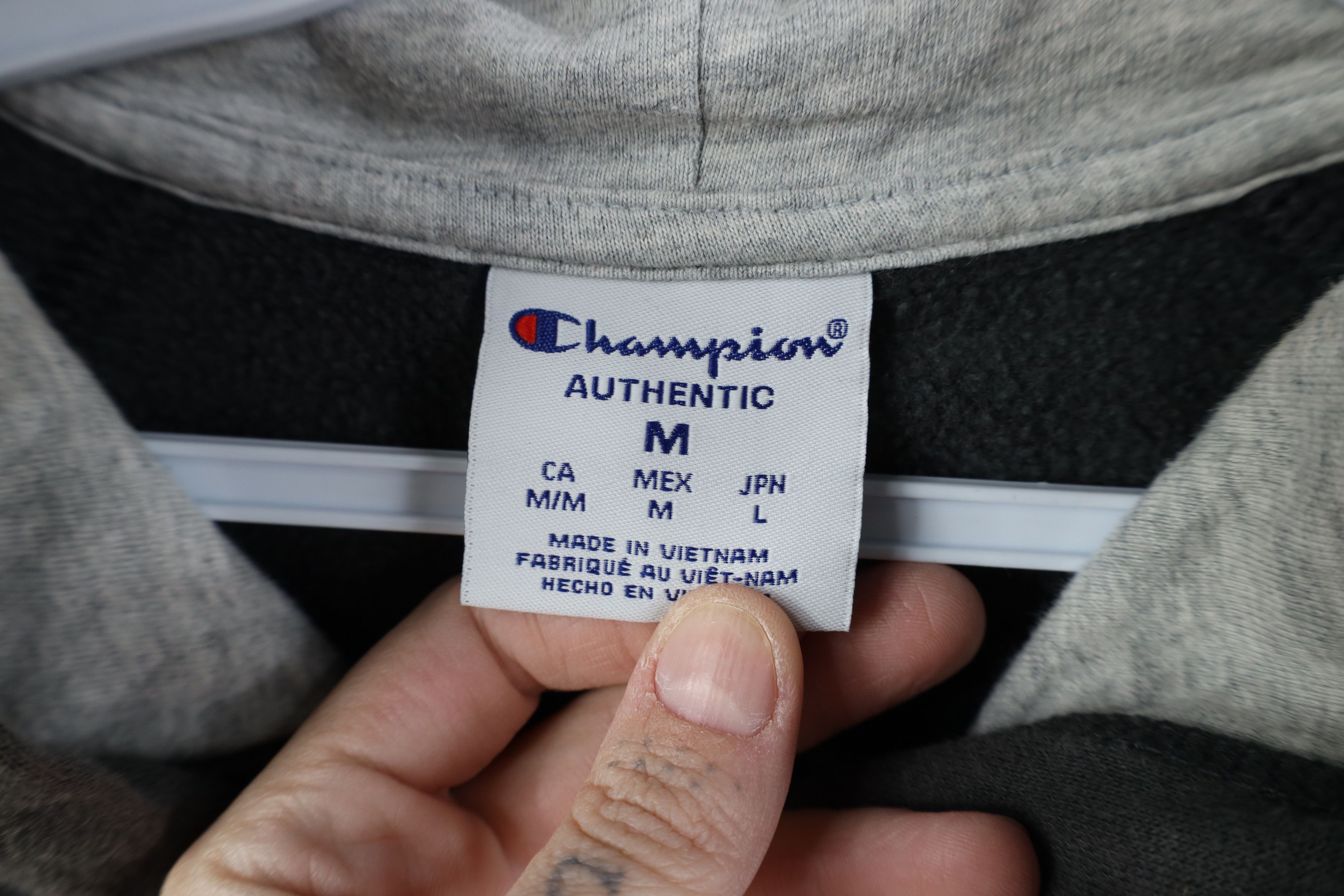 Champion Vintage Y2K Champion Spell Out Full Zip Hoodie Gray Size M / US 6-8 / IT 42-44 - 9 Thumbnail