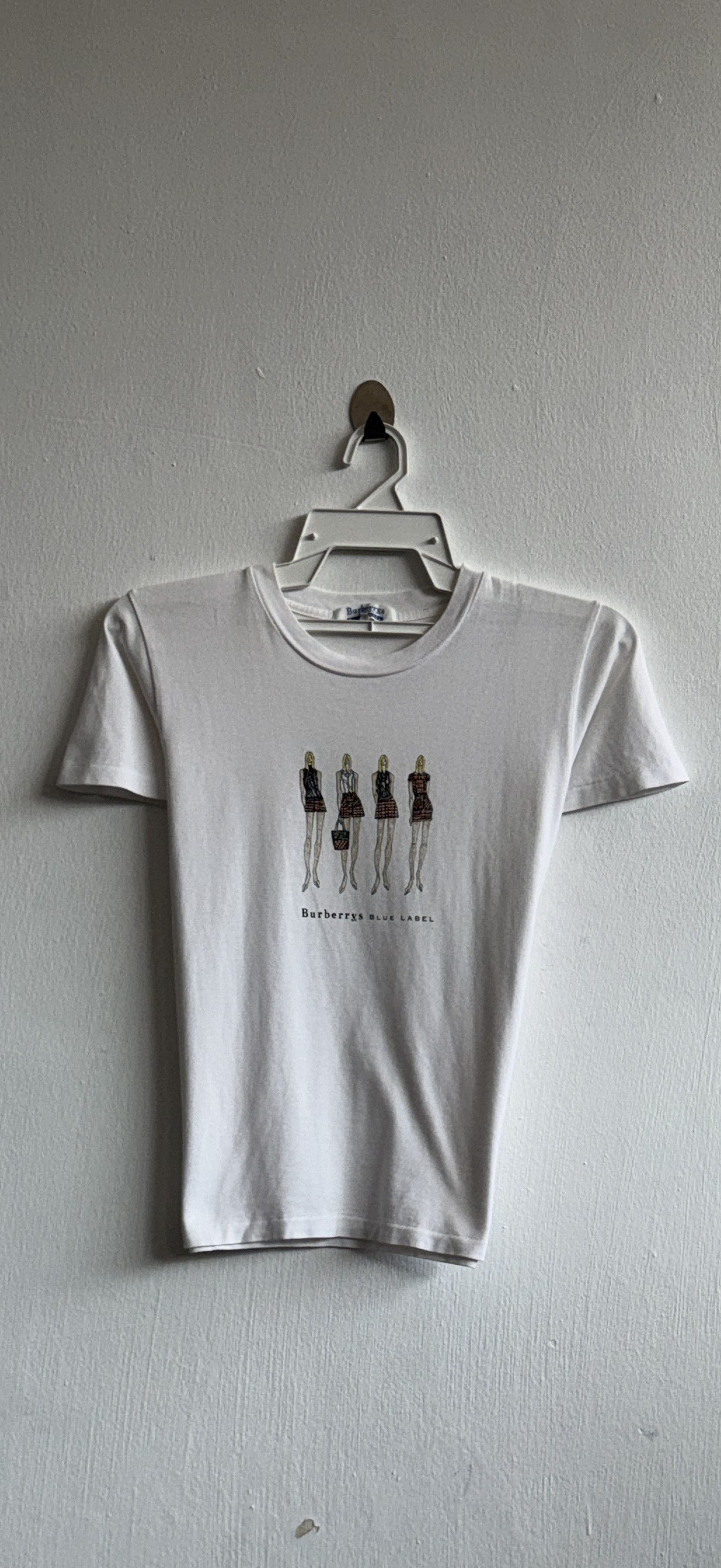 Burberry Burberry Vintage T-Shirt Size M / US 6-8 / IT 42-44 - 1 Thumbnail
