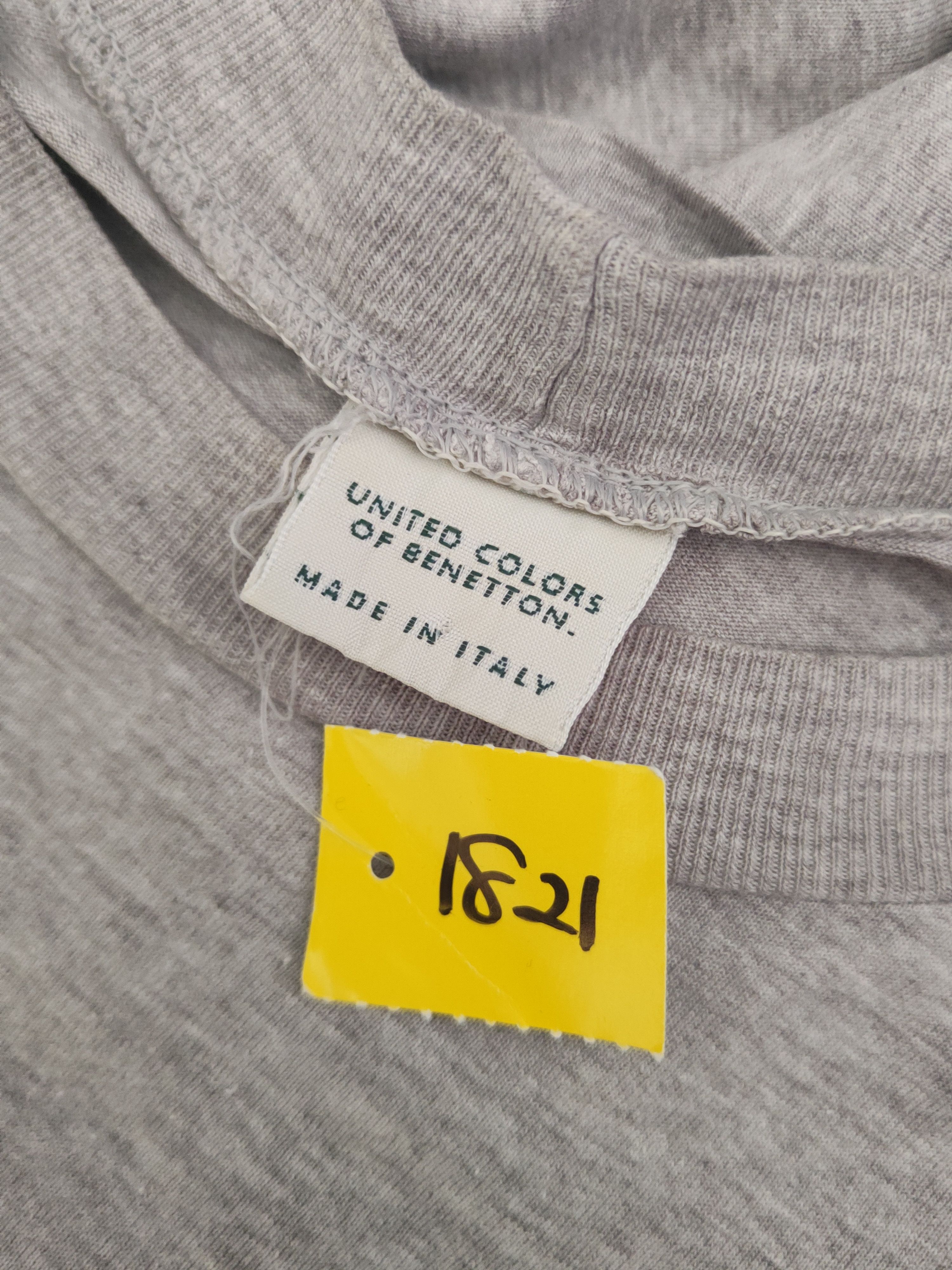 United Colors Of Benetton DL United Colors of Benetton Gray Short Sleeve T-shirt #1821 Size US S / EU 44-46 / 1 - 14 Thumbnail