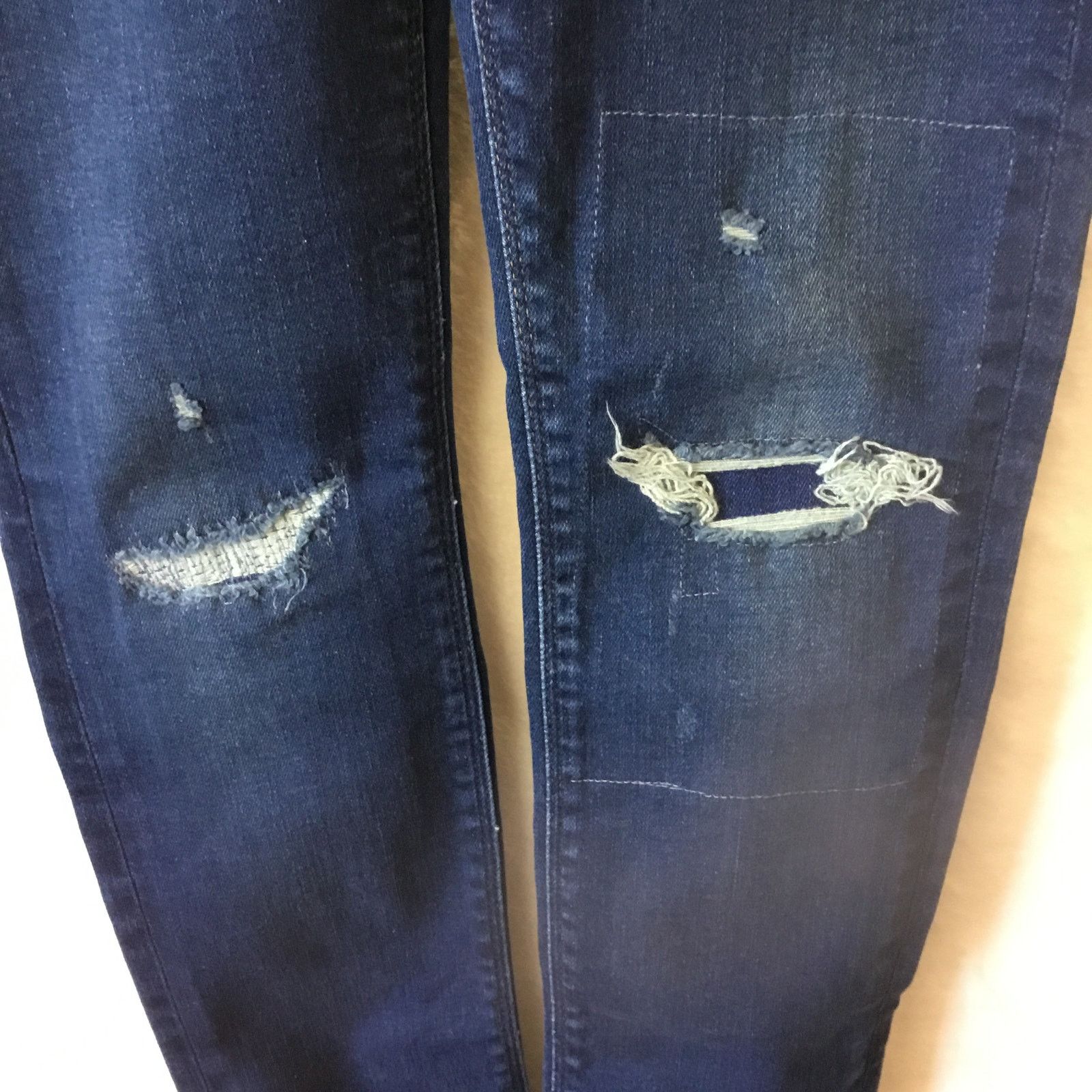 Lucky Brand Lucky Brand Distressed Lolita Skinny Jeans Size 24" / US 00 / IT 34 - 3 Thumbnail