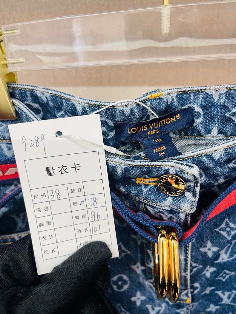 Louis Vuitton Louis Vuitton 24 blue presbyopic flared jeans Size 37" - 2 Thumbnail