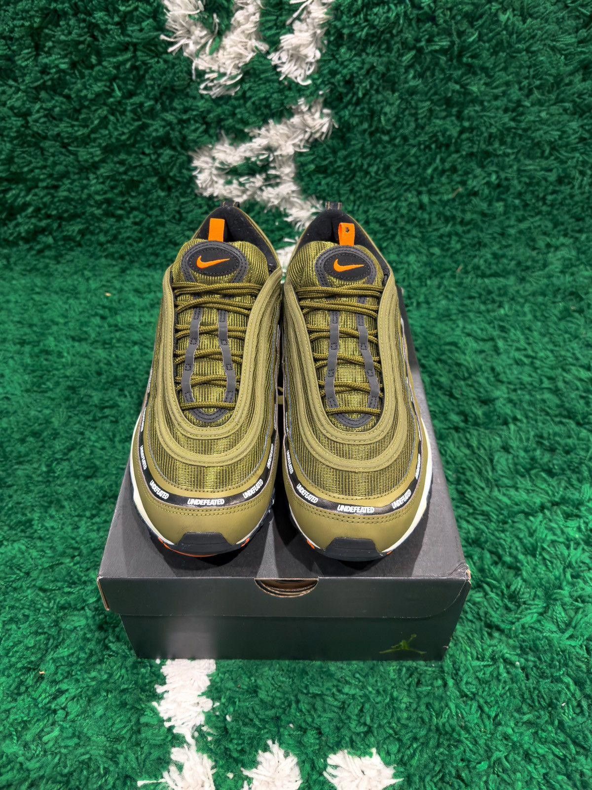 Nike Nike x Undefeated Air Max 97 Size US 12 / EU 45 - 5 Thumbnail