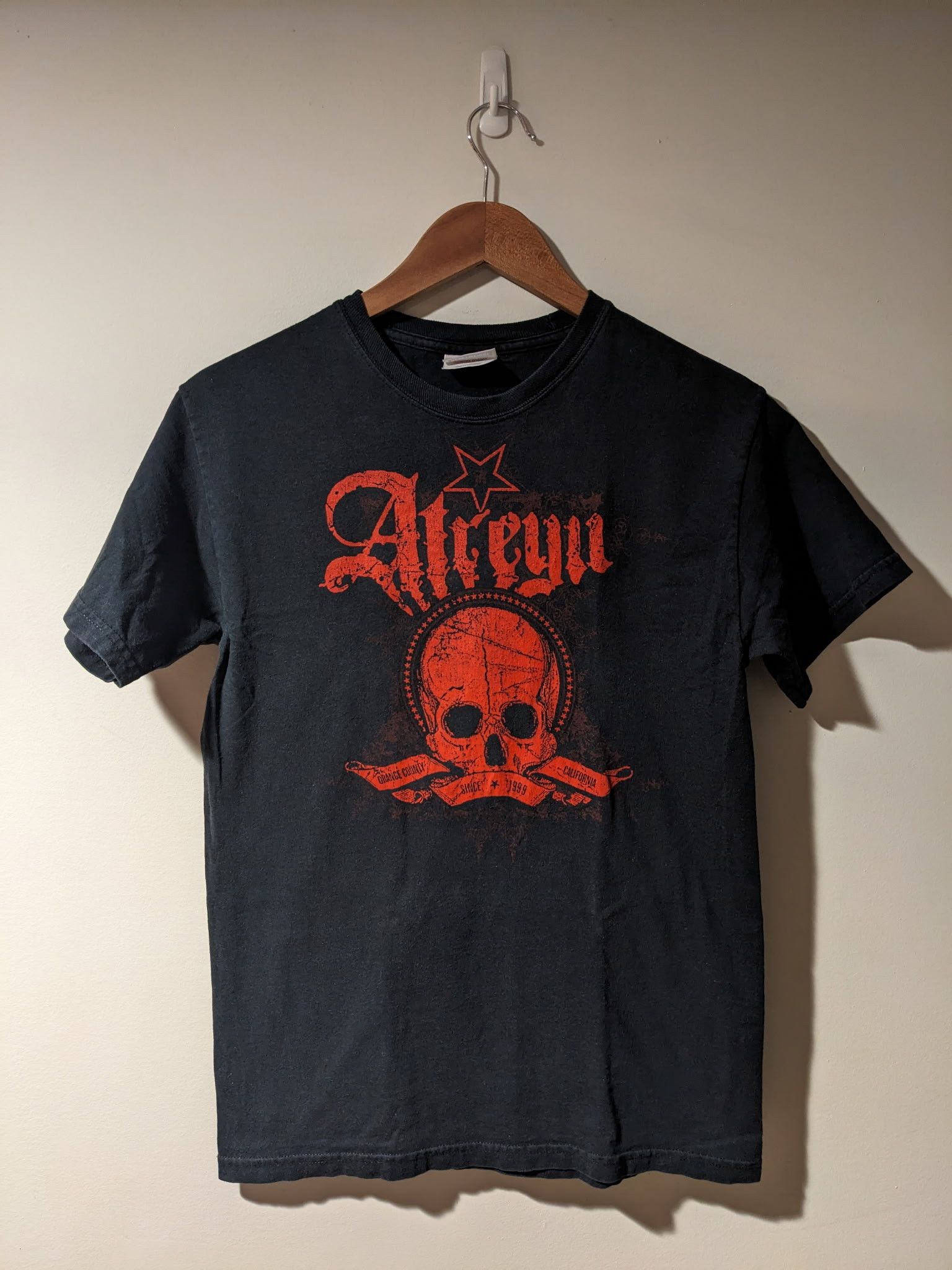 Band Tees × Vintage Vintage Y2K Atreyu Orange County California Band T-Shirt Size US S / EU 44-46 / 1 - 1 Thumbnail