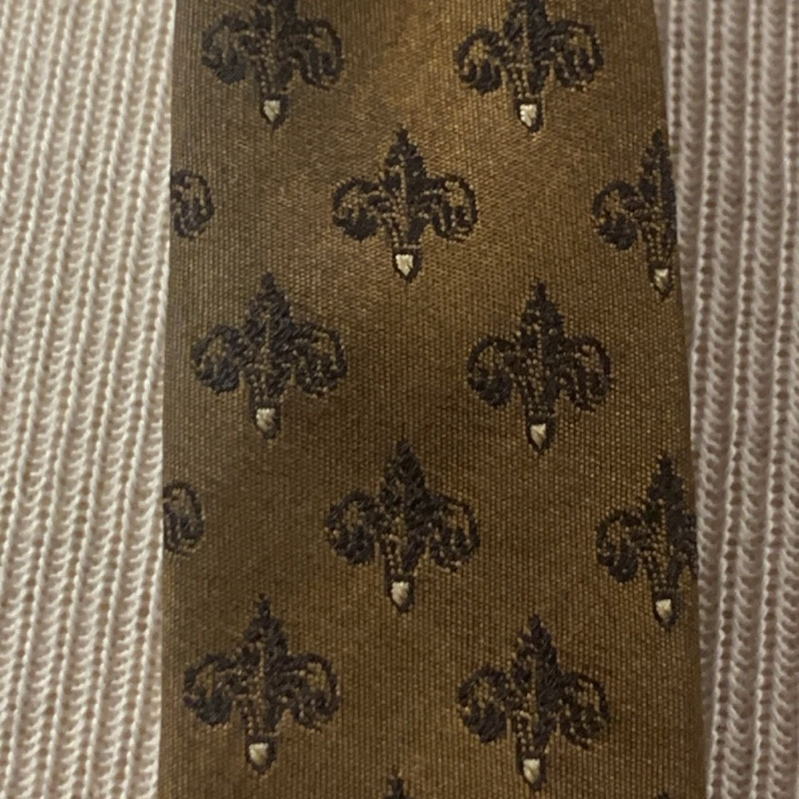 Schiaparelli Early Schiaparelli silk tie Prince of Wales heraldic crest Size ONE SIZE - 2 Thumbnail