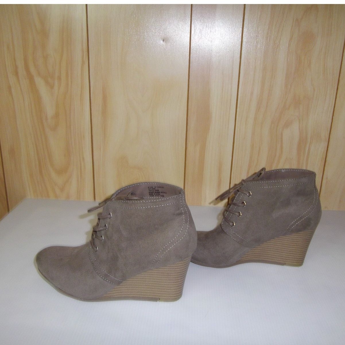 Other Arizona Jean Co Suede Memory Foam Wedge 3" Ankle Boot 8.5M Size US 8.5 / IT 38.5 - 4 Thumbnail