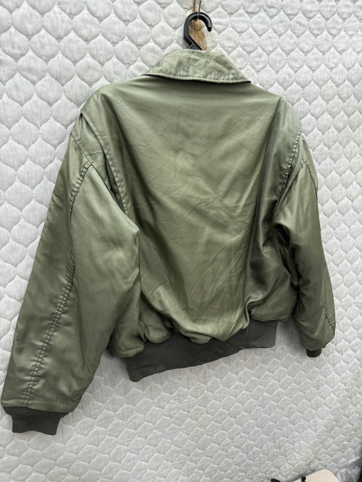 Vintage 🔥🔥🔥VINTAGE US ARMY CWU 45 BOMBER JACKET Size US M / EU 48-50 / 2 - 5 Thumbnail