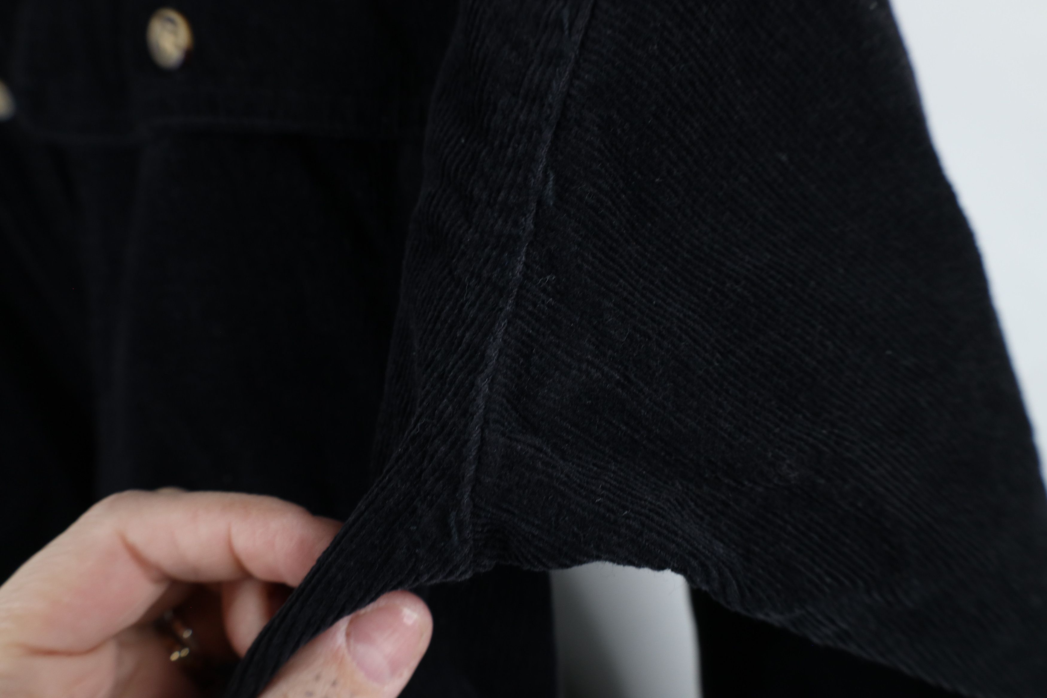 Vintage Vintage 90s Streetwear Corduroy Button Shirt Black Cotton Size US L / EU 52-54 / 3 - 7 Thumbnail
