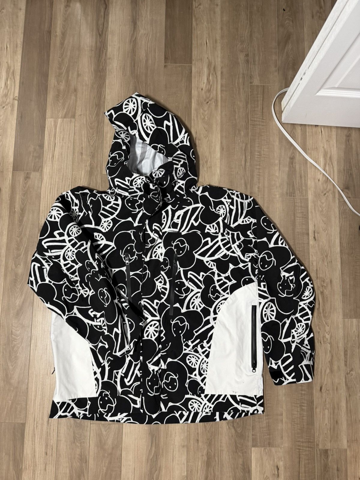 NO ID Vameee full-zip raincoat Size US XXL / EU 58 / 5 - 1 Thumbnail