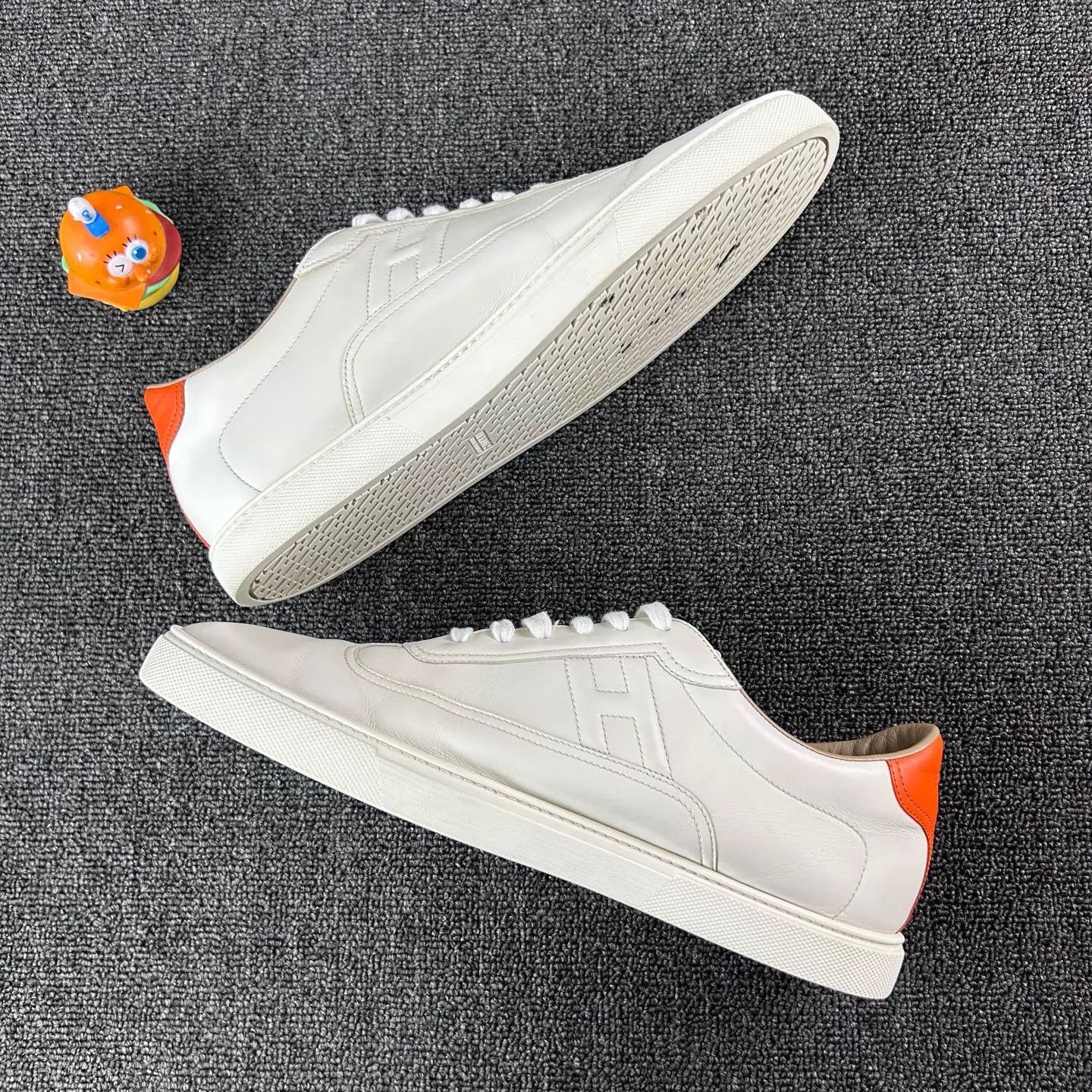 Hermes Hermes White Color Blocked Logo Sneakers Size 44.5 Size US 11.5 / EU 44-45 - 3 Thumbnail