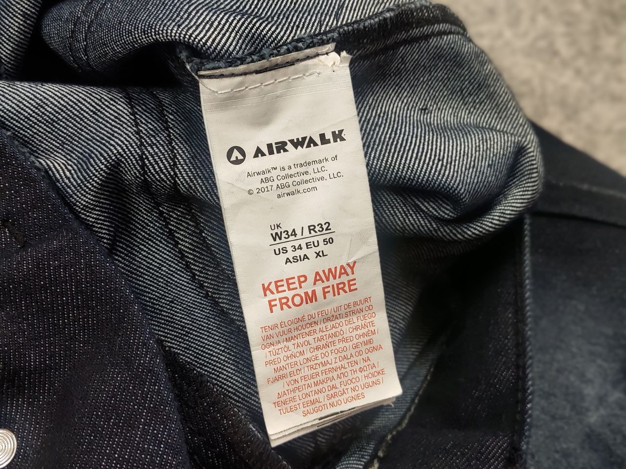 If Six Was Nine Vintage Airwalk skateboard Blue Faded Denim Jeans Y2K Style Size US 34 / EU 50 - 14 Thumbnail
