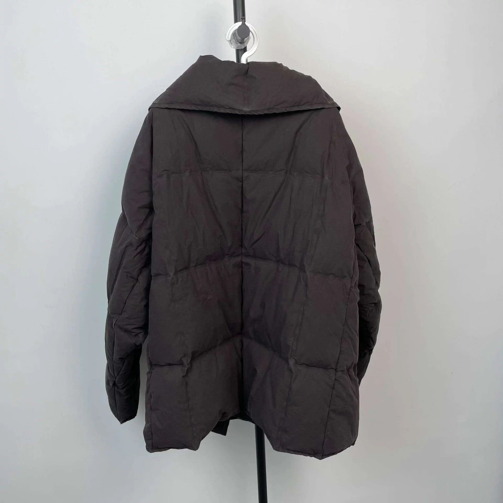 Bottega Veneta Bottega Veneta distressed down jacket S brown Size S / US 4 / IT 40 - 2 Thumbnail