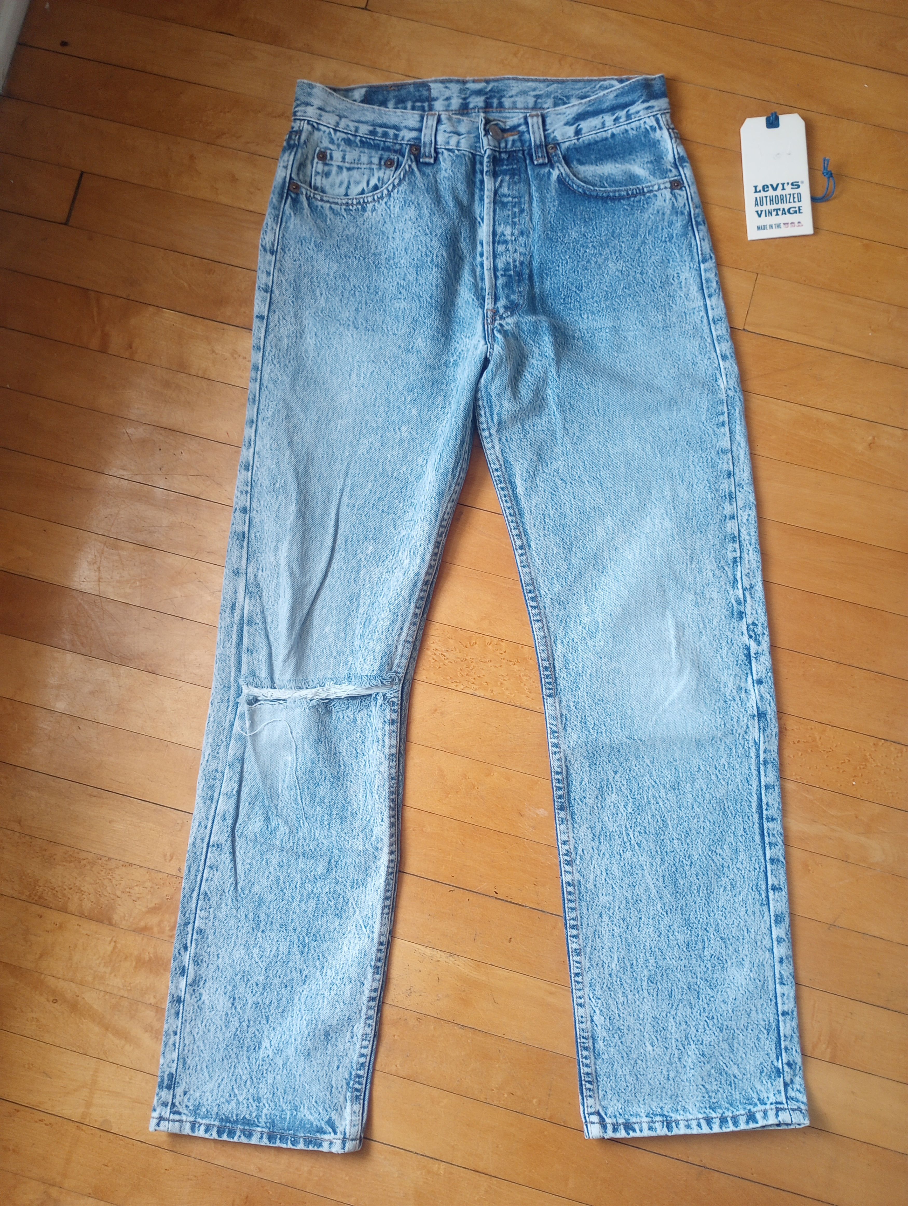Levi's Levi's Authorized Vintage 501 Light Wash Distressed Jeans Size US 29 - 1 Thumbnail