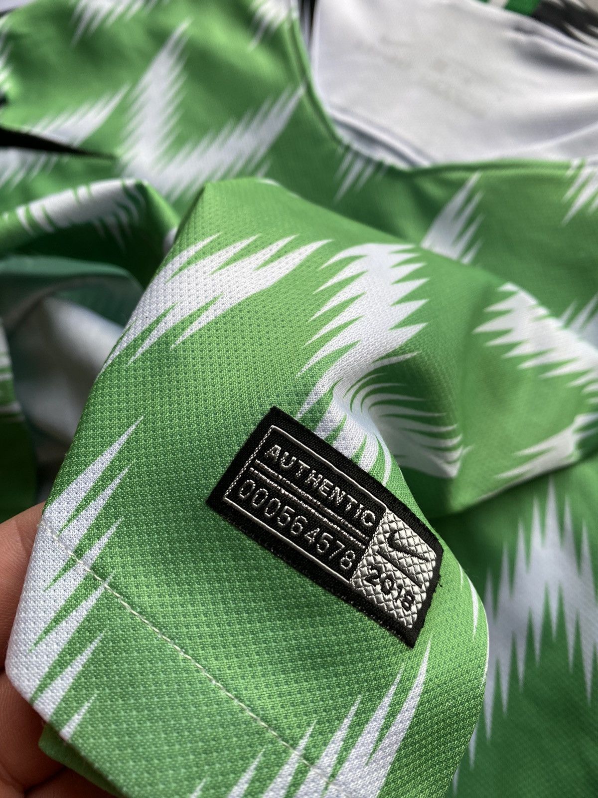 Nike NIGERIA HOME 2018 WORLD CUP SOCCER JERSEY FOOTBALL NIKE Size US L / EU 52-54 / 3 - 7 Thumbnail