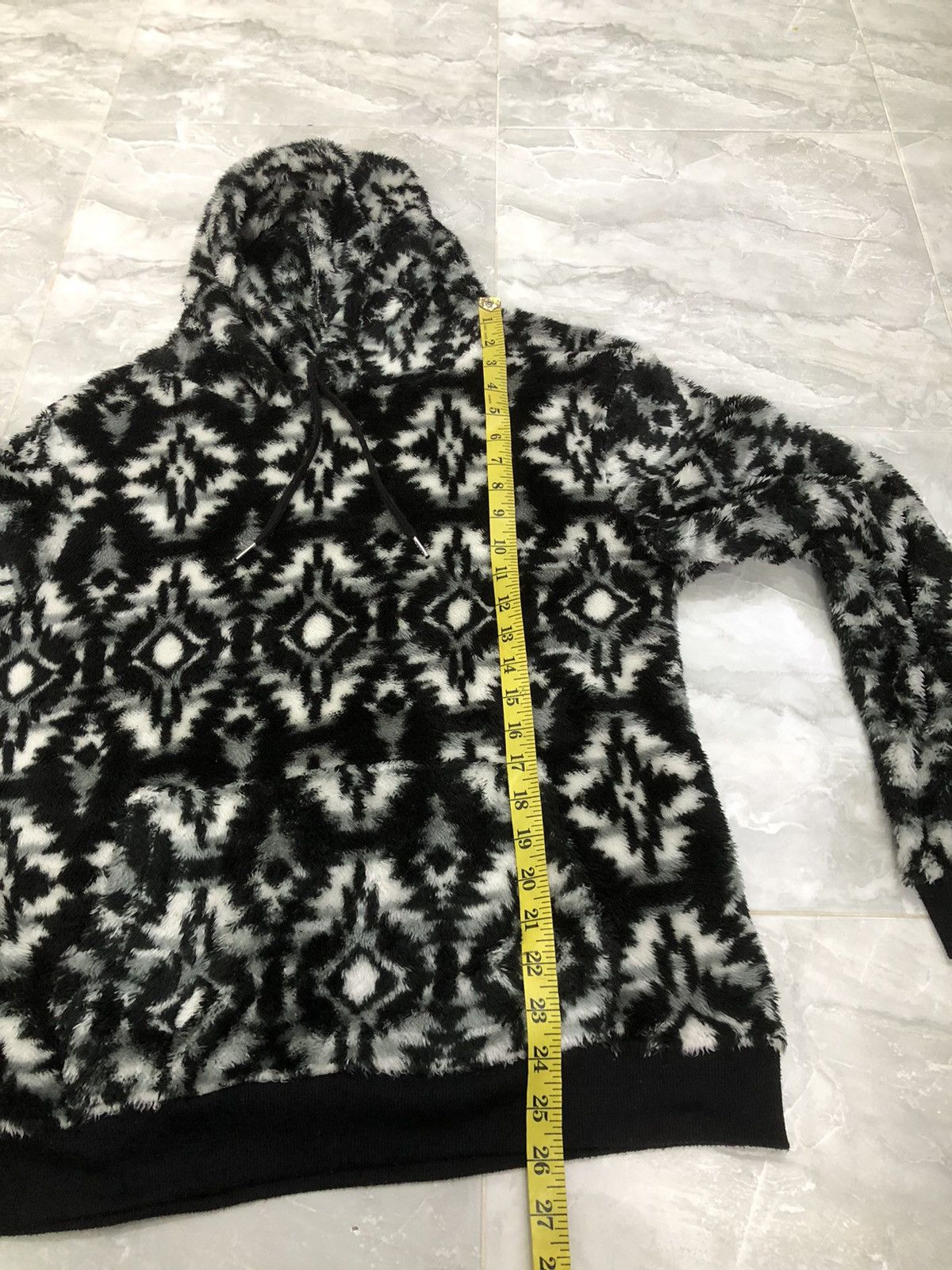 Japanese Brand Rill Fox Japan Fuzzy Tribal Fleece Hoodie Size US M / EU 48-50 / 2 - 15 Thumbnail