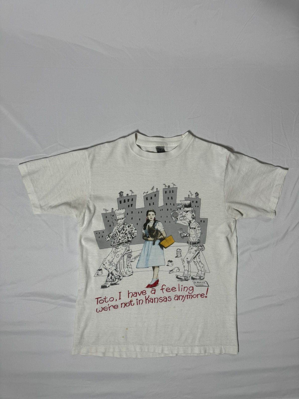 Vintage Vintage Wizard of Oz Shirt Size US M / EU 48-50 / 2 - 1 Thumbnail