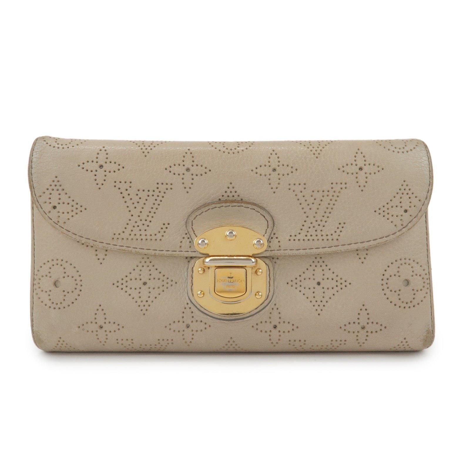 Louis Vuitton Louis Vuitton Mahina Portefeuille Amelia Wallet Calfskin Size ONE SIZE - 1 Thumbnail