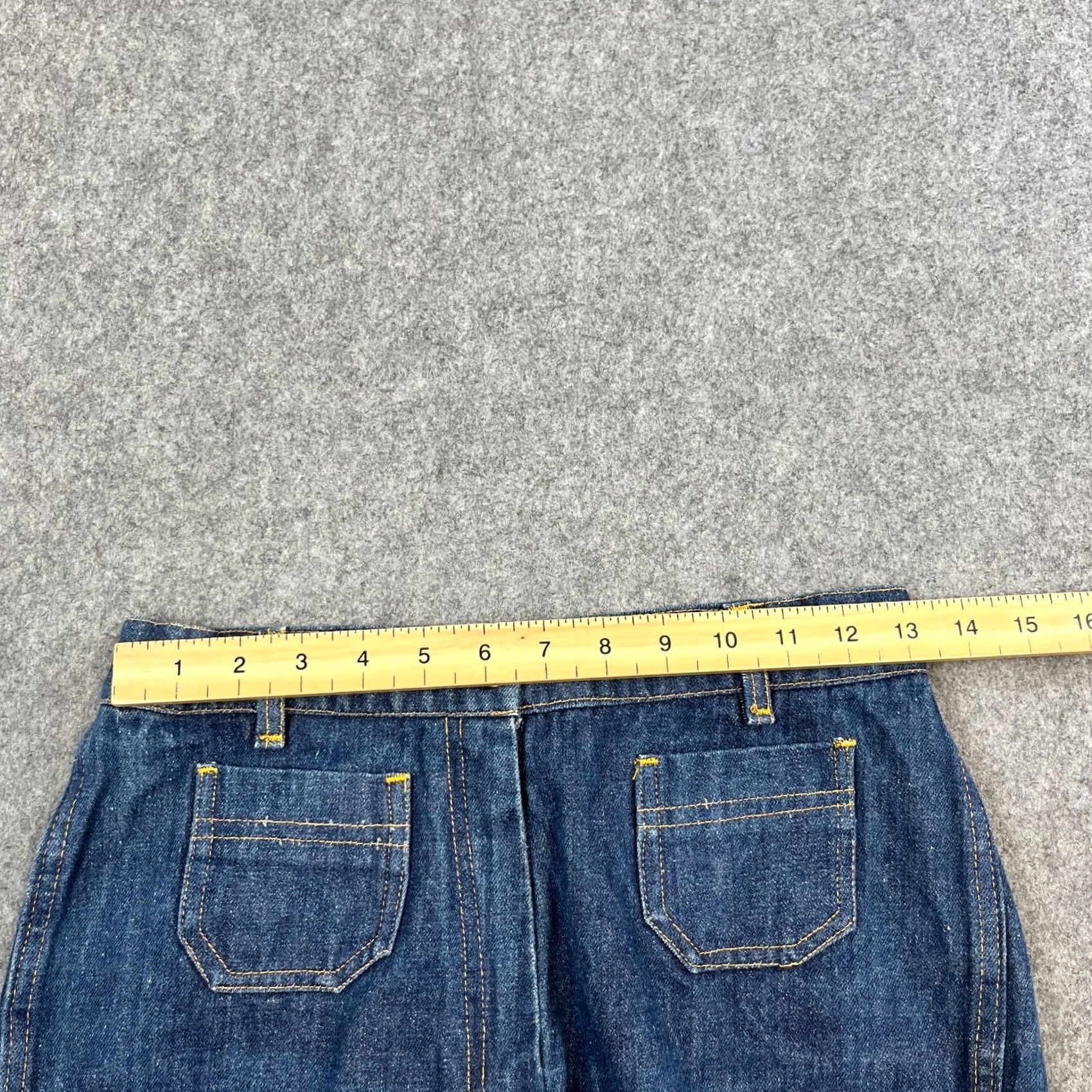 Vintage VINTAGE St Bernard Denim Shorts Womens 26 Blue 5-Pocket Cut-Off Jeans Ireland Made W26 UK 6 Size 28" / US 6 / IT 42 - 6 Thumbnail