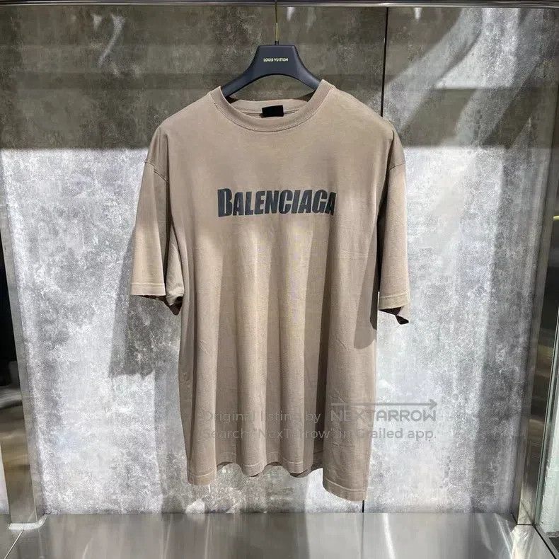 Balenciaga Balenciaga Destroyed Letter Logo Short Sleeve Size US XS / EU 42 / 0 - 1 Thumbnail