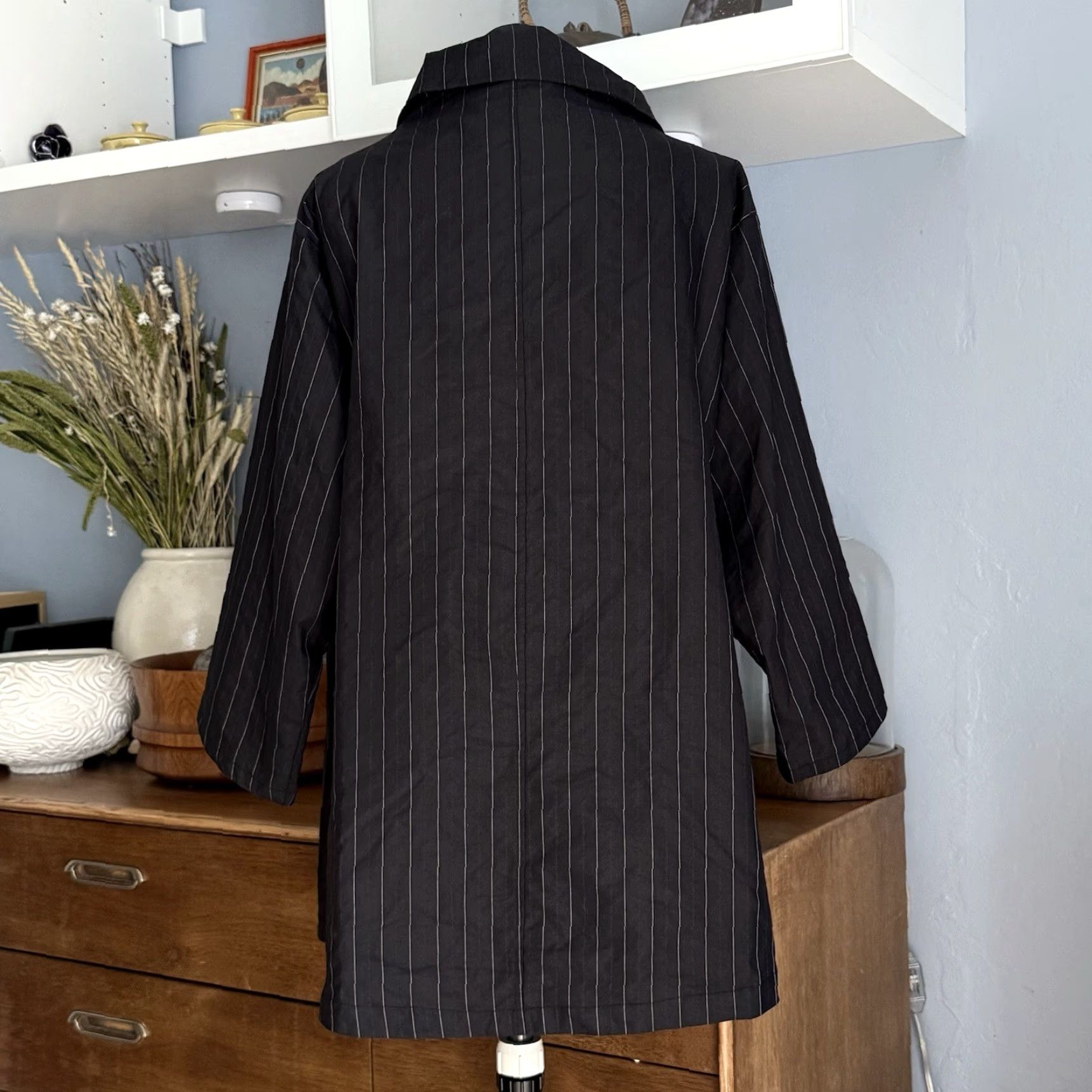 Vintage VINTAGE Blanque Jacket Sliver Metallic Pinstriped Cotton Blend Lagenlook Size 1 Women Button Front Pockets Oversized Black Autumn Spring Summer Winter Size XS / US 0-2 / IT 36-38 - 4 Thumbnail