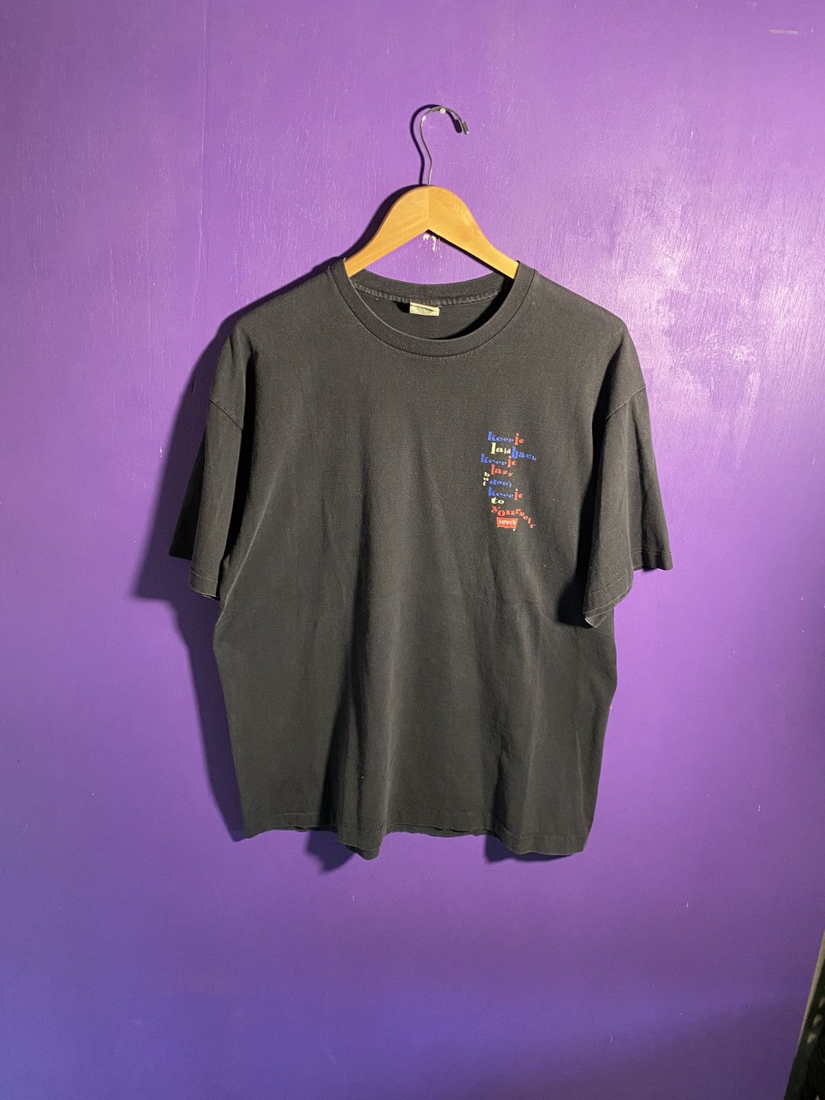 Levi's Vintage 90s Levis keep it laid back faded t-shirt Size US L / EU 52-54 / 3 - 1 Thumbnail