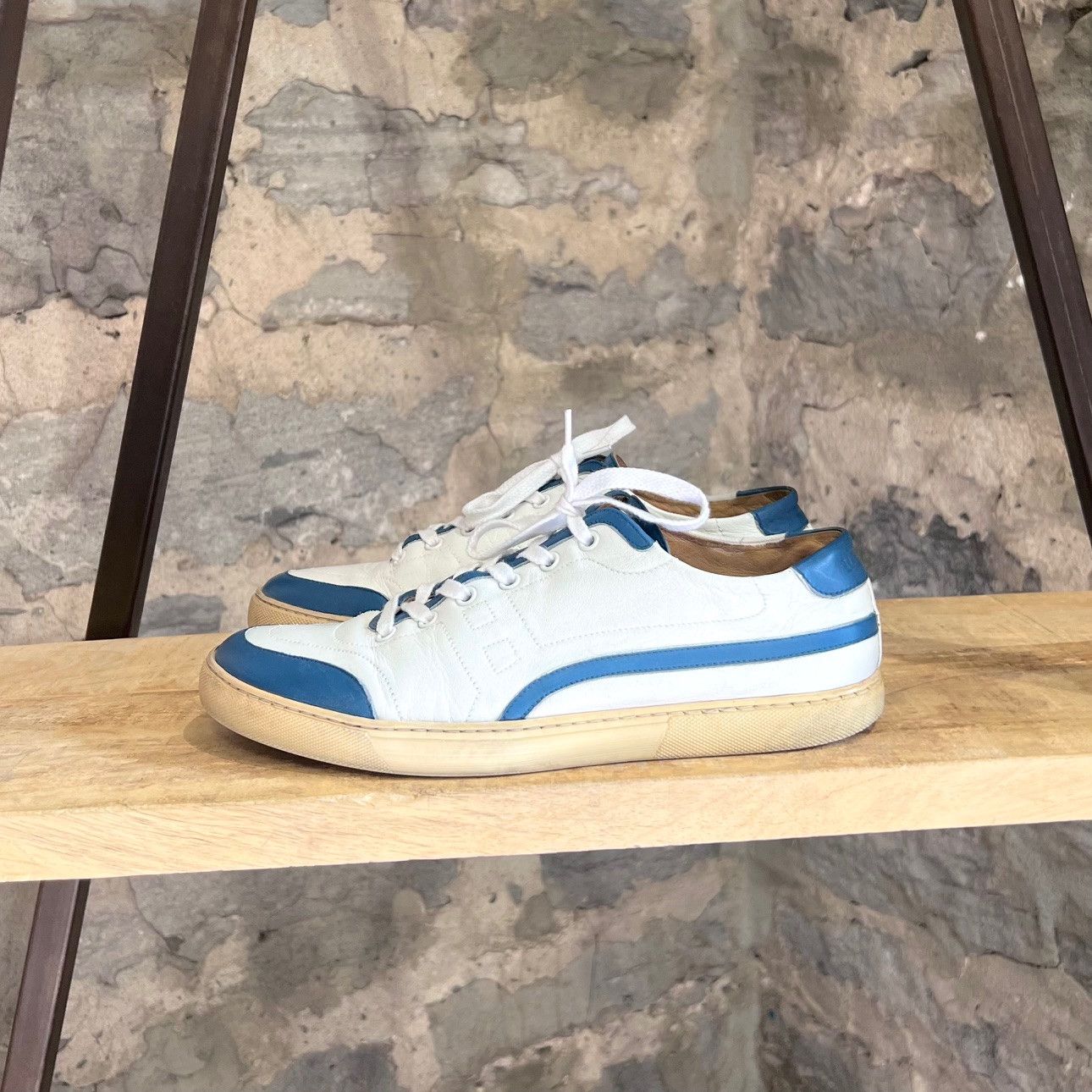 Hermes Hermès White Leather Blue Accent H Low-top Sneakers Size US 8 / EU 41 - 3 Thumbnail
