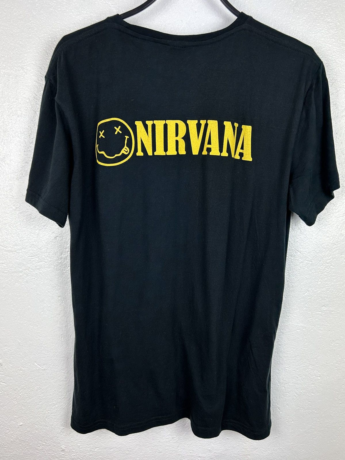 Band Tees 00s Vintage Nirvana Smiley Boot Short Sleeve T-Shirt Size US M / EU 48-50 / 2 - 5 Thumbnail