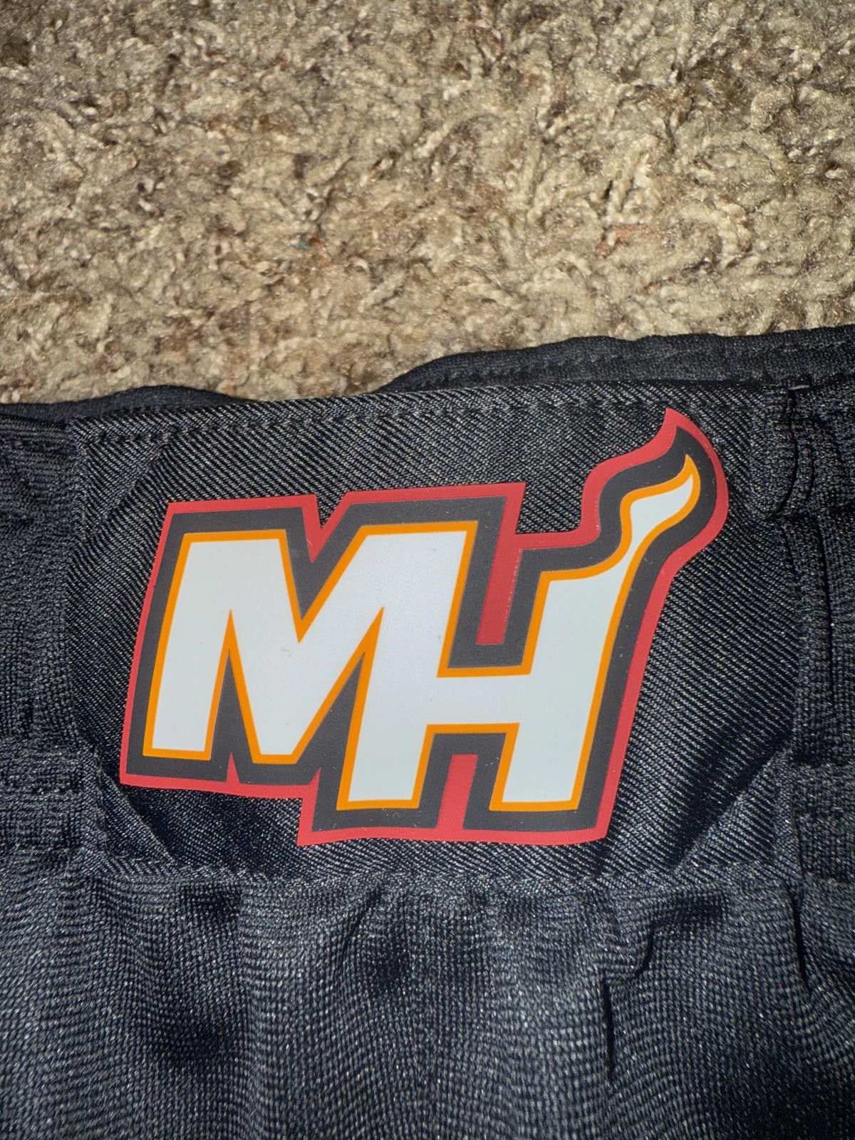 Nike Nike Men's NBA Maimi Heat Dri-Fit ADV Team Issued Shorts Size US 34 / EU 50 - 5 Thumbnail
