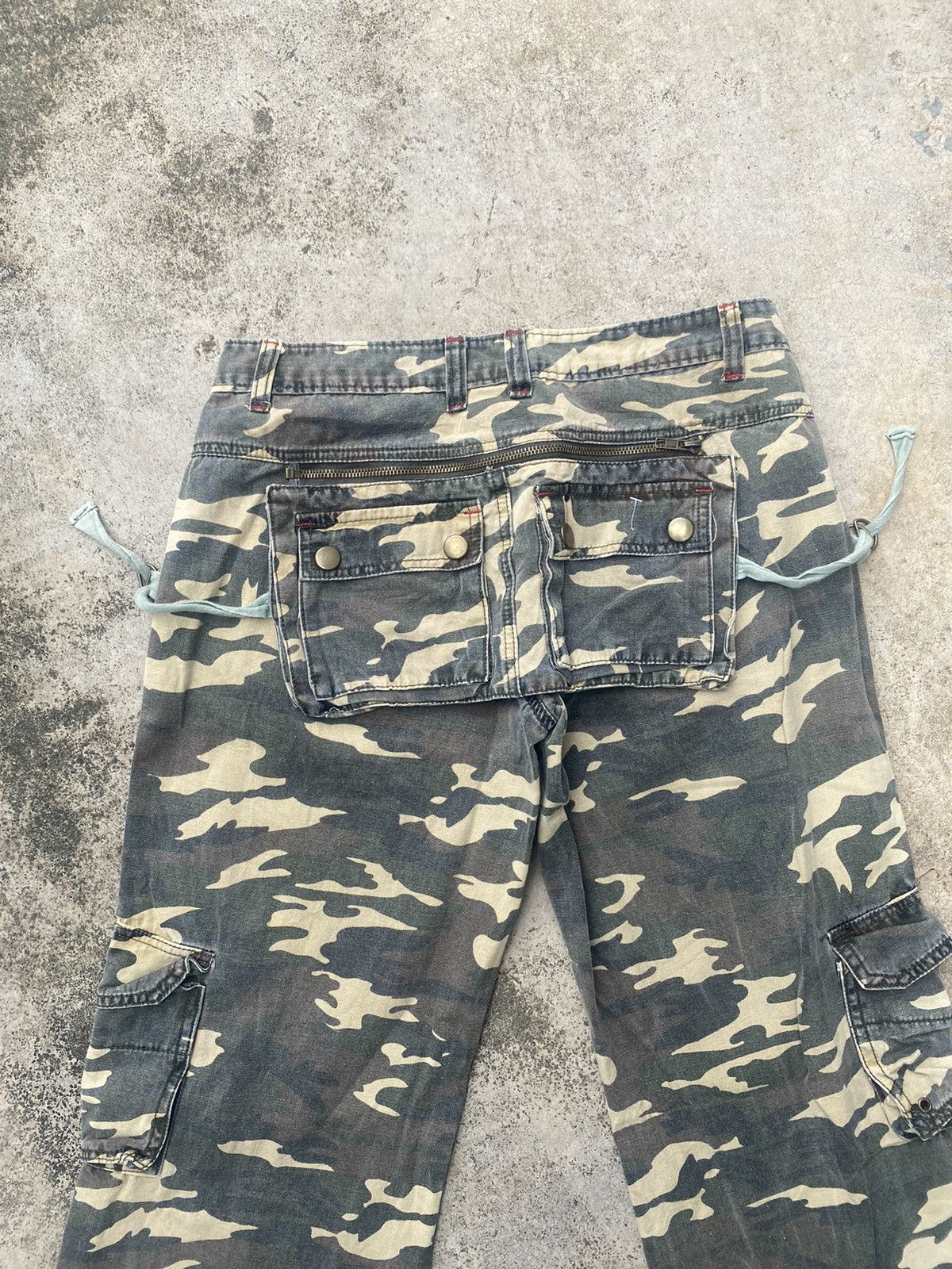 If Six Was Nine × Japanese Brand Flare Jeans Camo Cargo Bondage Bush Pants Low Rise Size US 29 - 20 Thumbnail