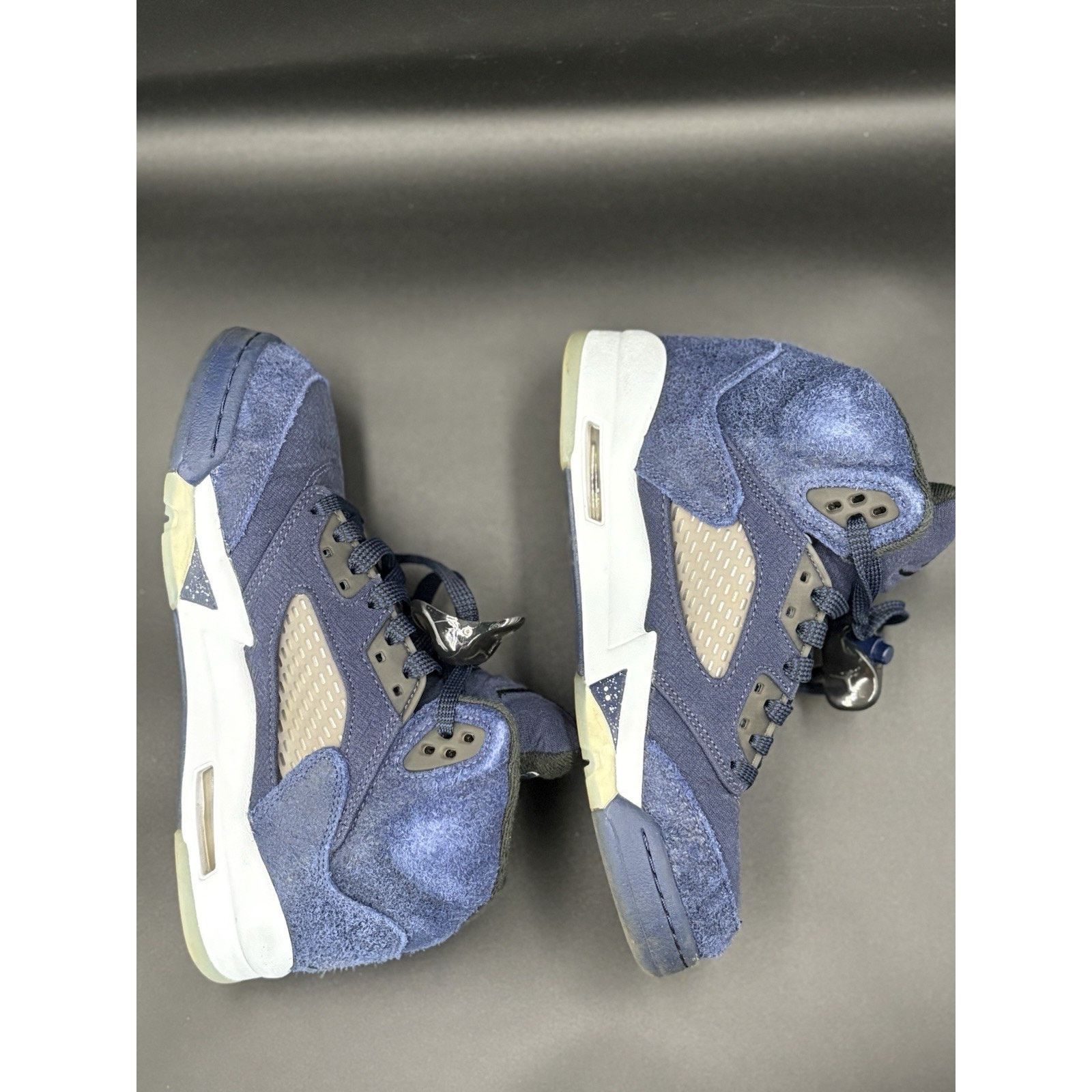 Jordan Brand Size 5Y (GS) - Air Jordan 5 Retro SE Mid Midnight Navy Size US 5 / EU 37 - 8 Thumbnail
