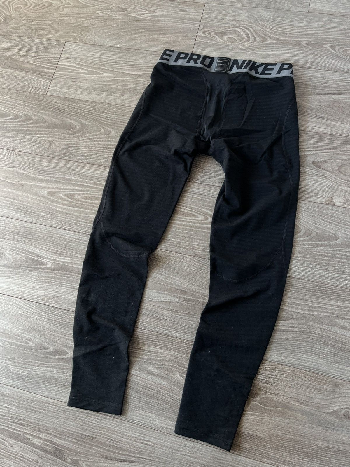 Nike ‼️Nike Pro Combat Dri-Fit Training Spandex Tights Pants‼️ Size US 34 / EU 50 - 16 Thumbnail