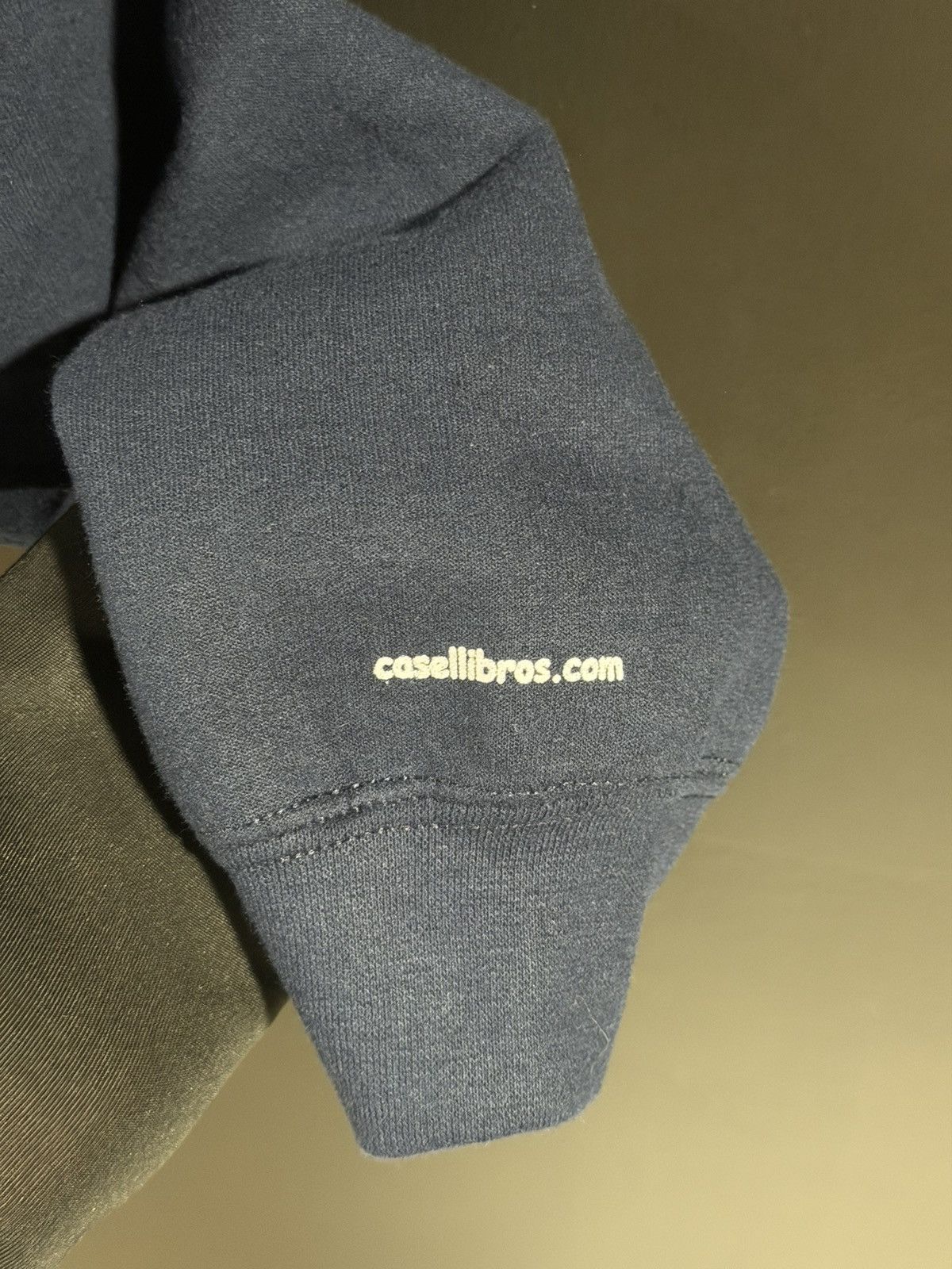 Vintage 2000s Y2K Vintage Nun Nation Cropped Jesus God Sweatshirt M Size US M / EU 48-50 / 2 - 3 Thumbnail