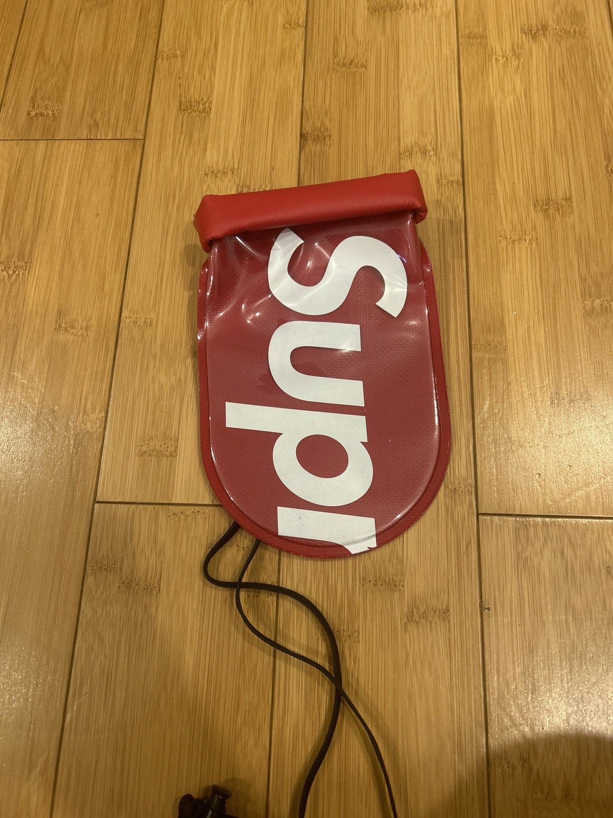 Supreme SealLine See Pouch Large - wpequipmentugltd.com