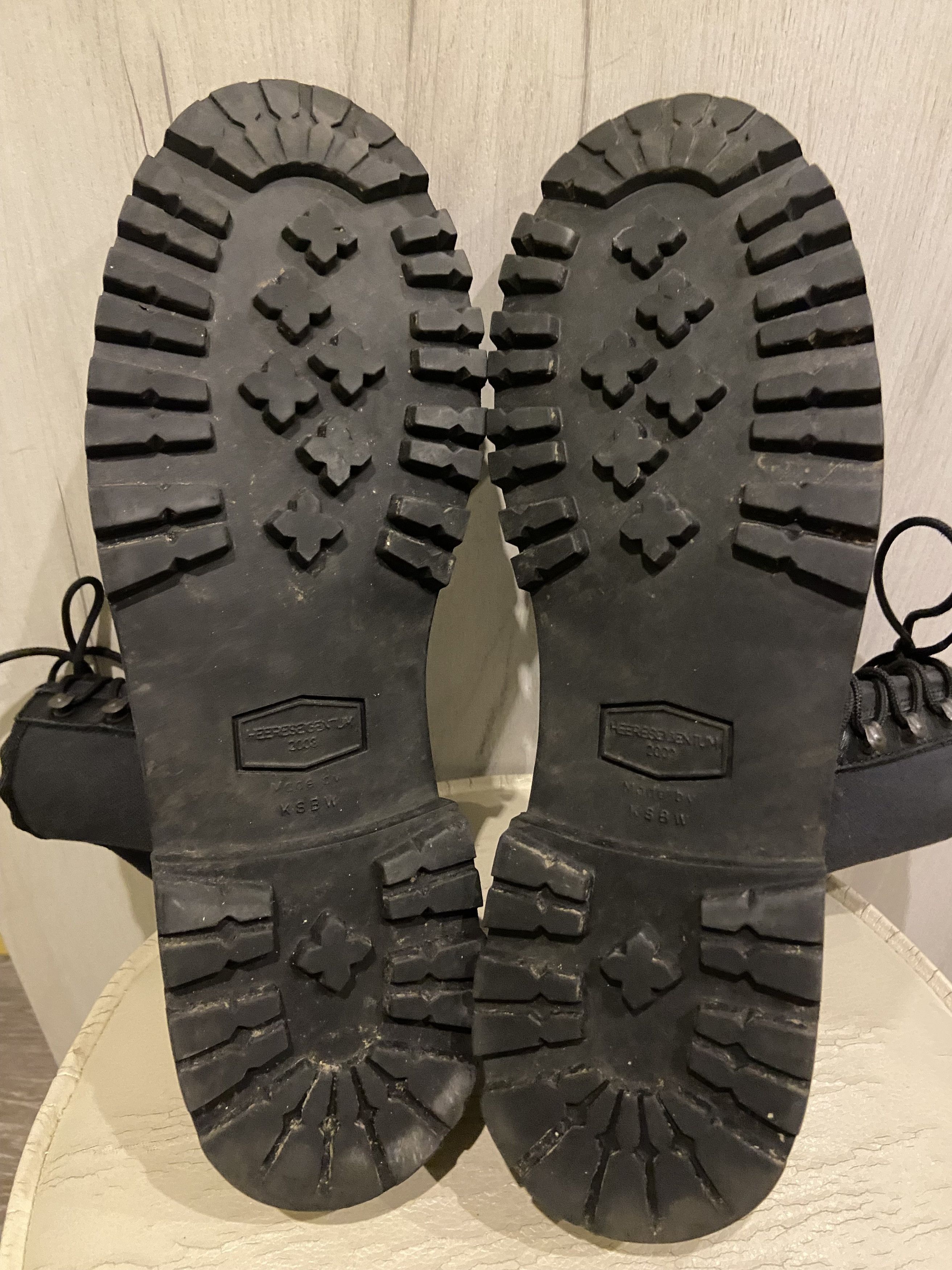 Vintage HEERESEIGENTUM 2003 army combat boots made by KSBW Size US 11.5 / EU 44-45 - 7 Thumbnail