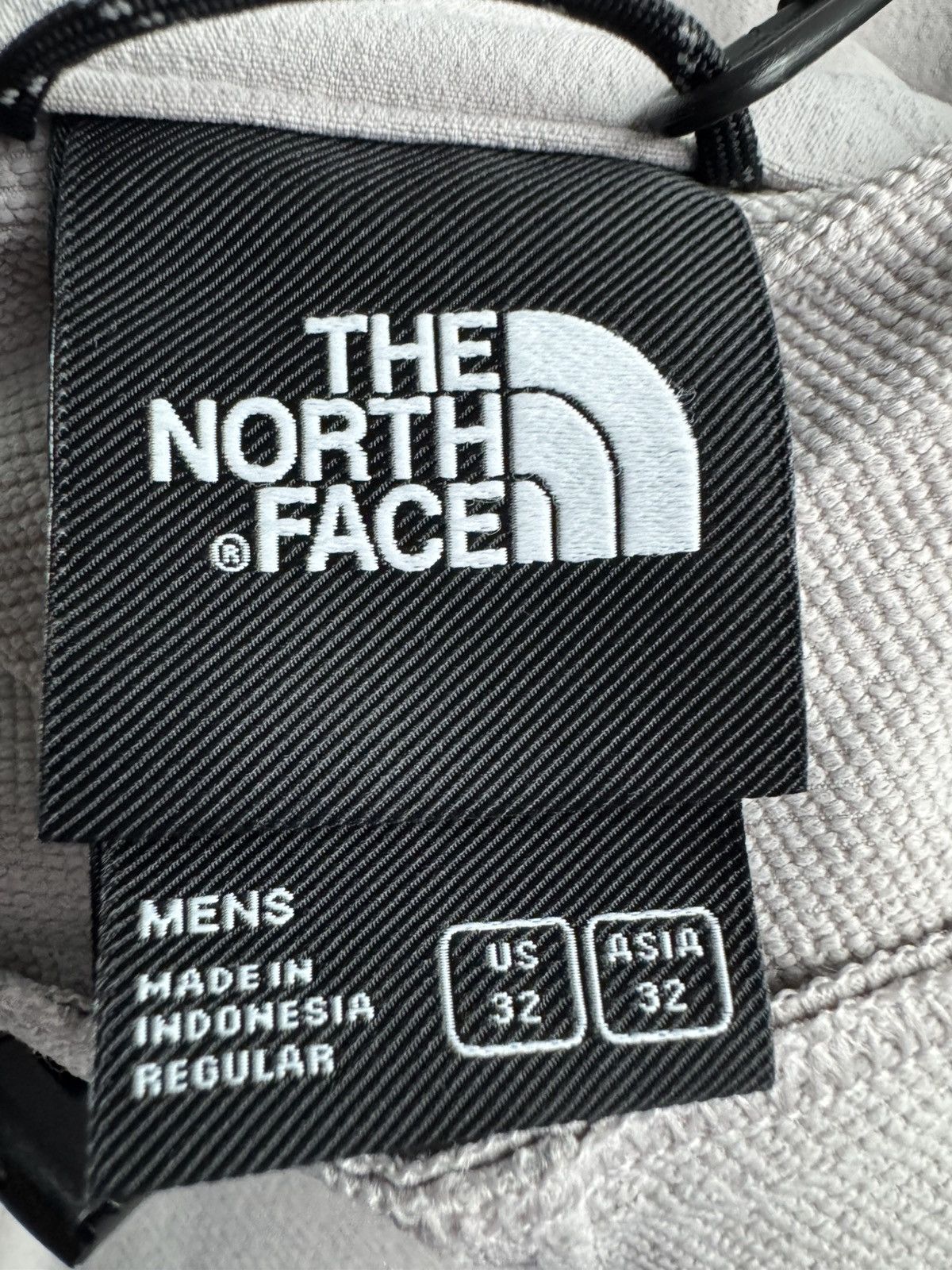 Kazuki Kuraishi × The North Face Urban Exploration KAZUKI CARGO WOVEN SHORT Size US 32 / EU 48 - 23 Thumbnail