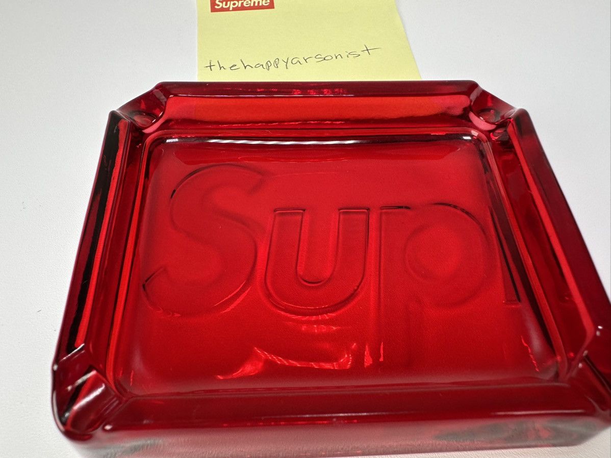 Supreme Supreme Debossed Glass Ash Tray SS20 Size ONE SIZE - 3 Thumbnail