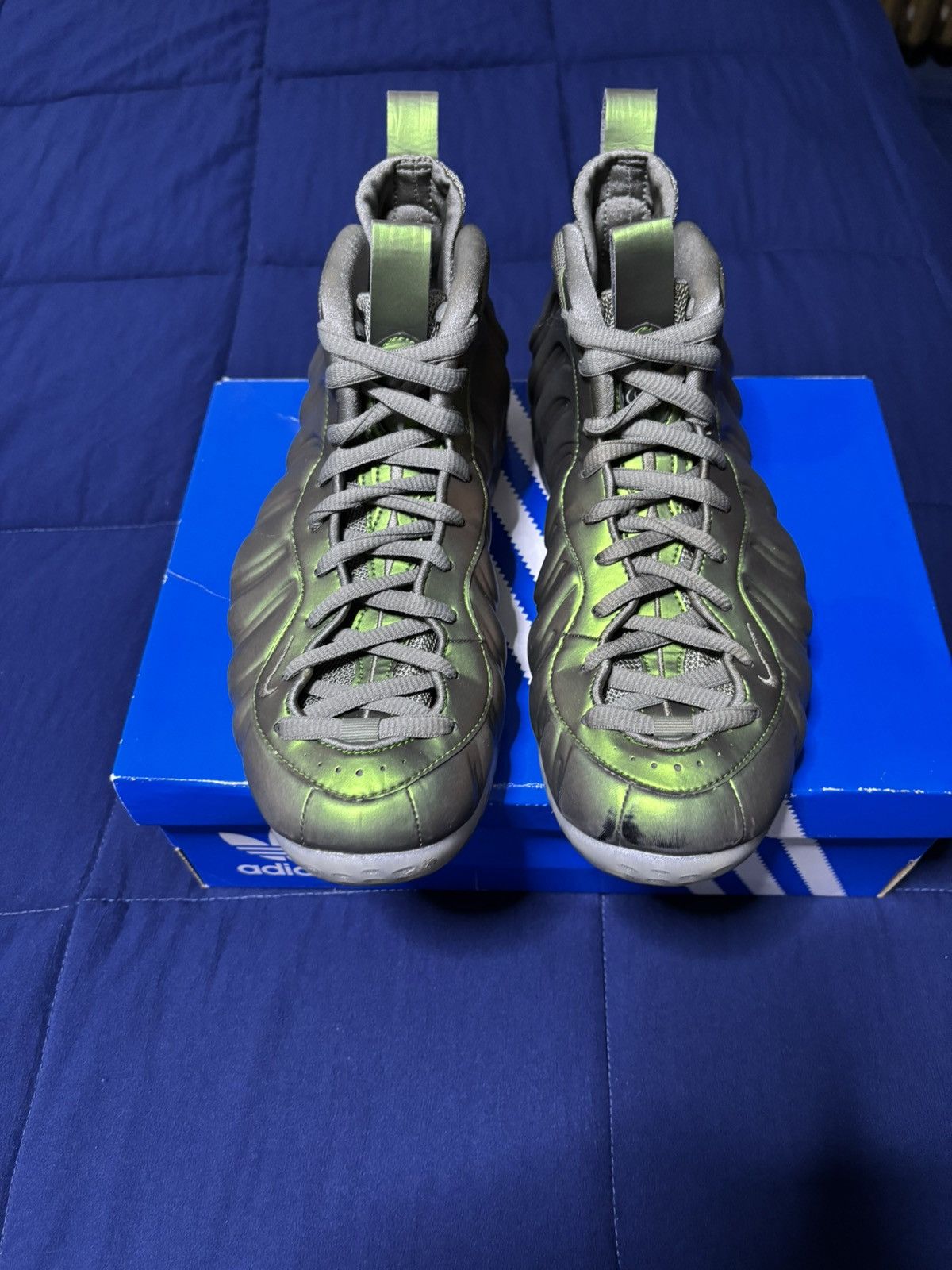 Nike Nike Air Foamposite One Shine 2017 Size 7.5M/9W Size US 7.5 / EU 40-41 - 2 Thumbnail
