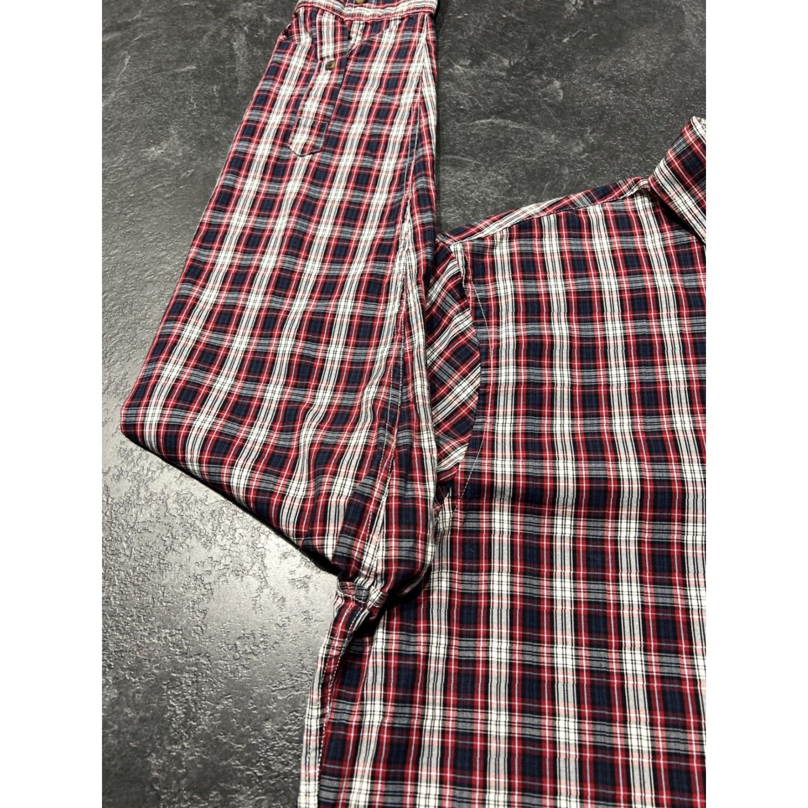 Lacoste Lacoste Red Plaid Long Sleeve Button-Up Shirt Men's Medium M Regular Fit Size US M / EU 48-50 / 2 - 5 Thumbnail