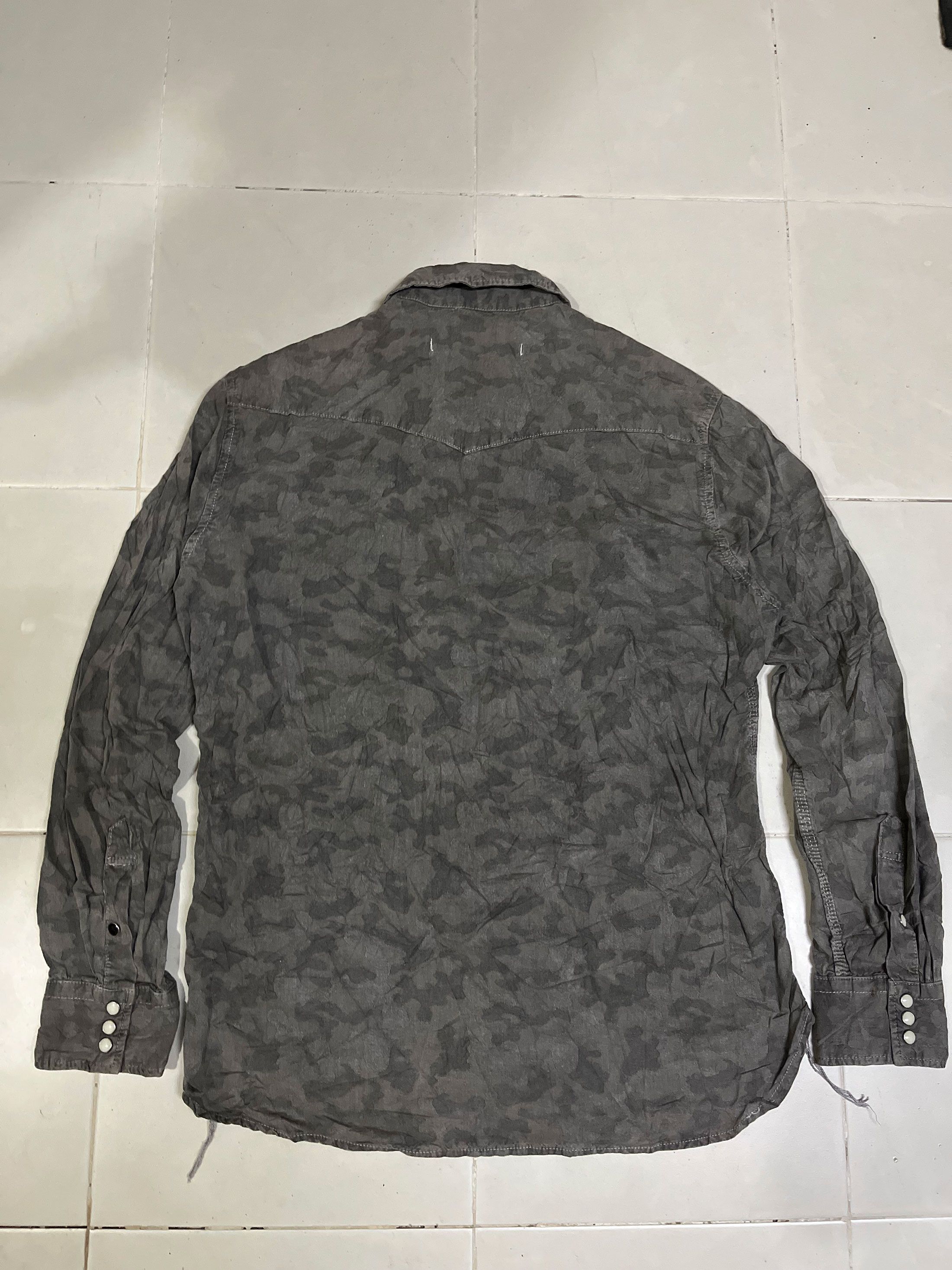DKNY × Designer DKNY Camouflage Long Sleeve Western Pearl Snap Size US L / EU 52-54 / 3 - 5 Thumbnail