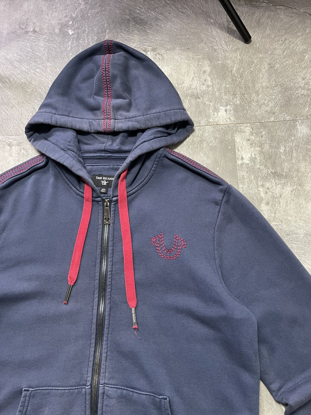 True Religion Vintage True Religion Japanese Emborided Logo Zip Up Hoodie Size US M / EU 48-50 / 2 - 2 Thumbnail
